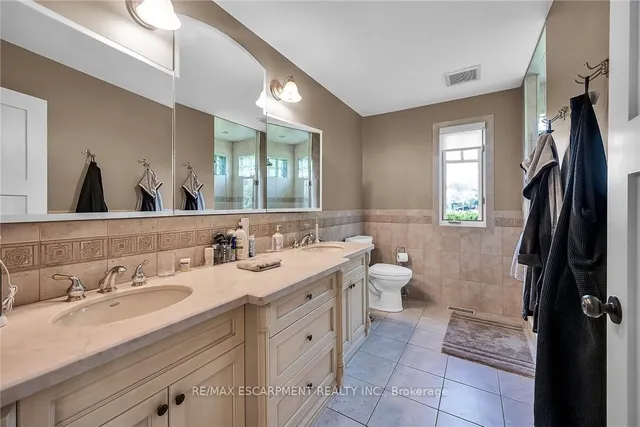 Additional property image - 285 Hamilton Dr