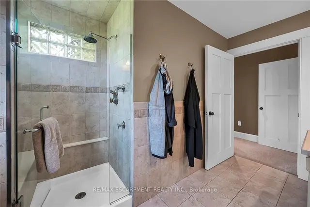 Additional property image - 285 Hamilton Dr