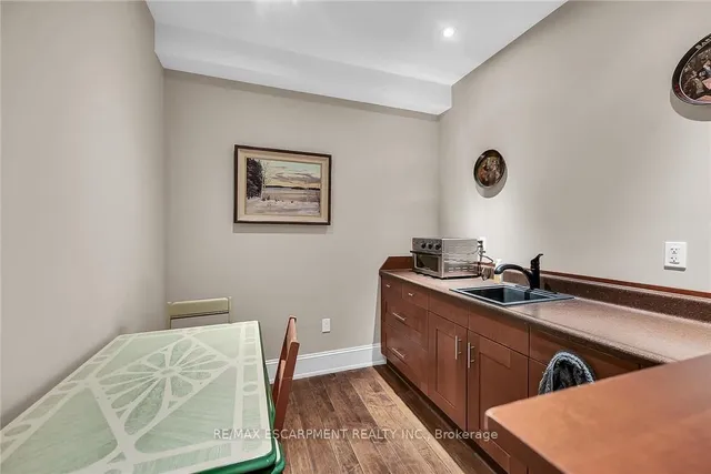 Additional property image - 285 Hamilton Dr
