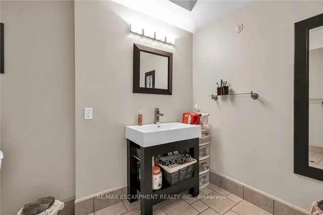 Additional property image - 285 Hamilton Dr