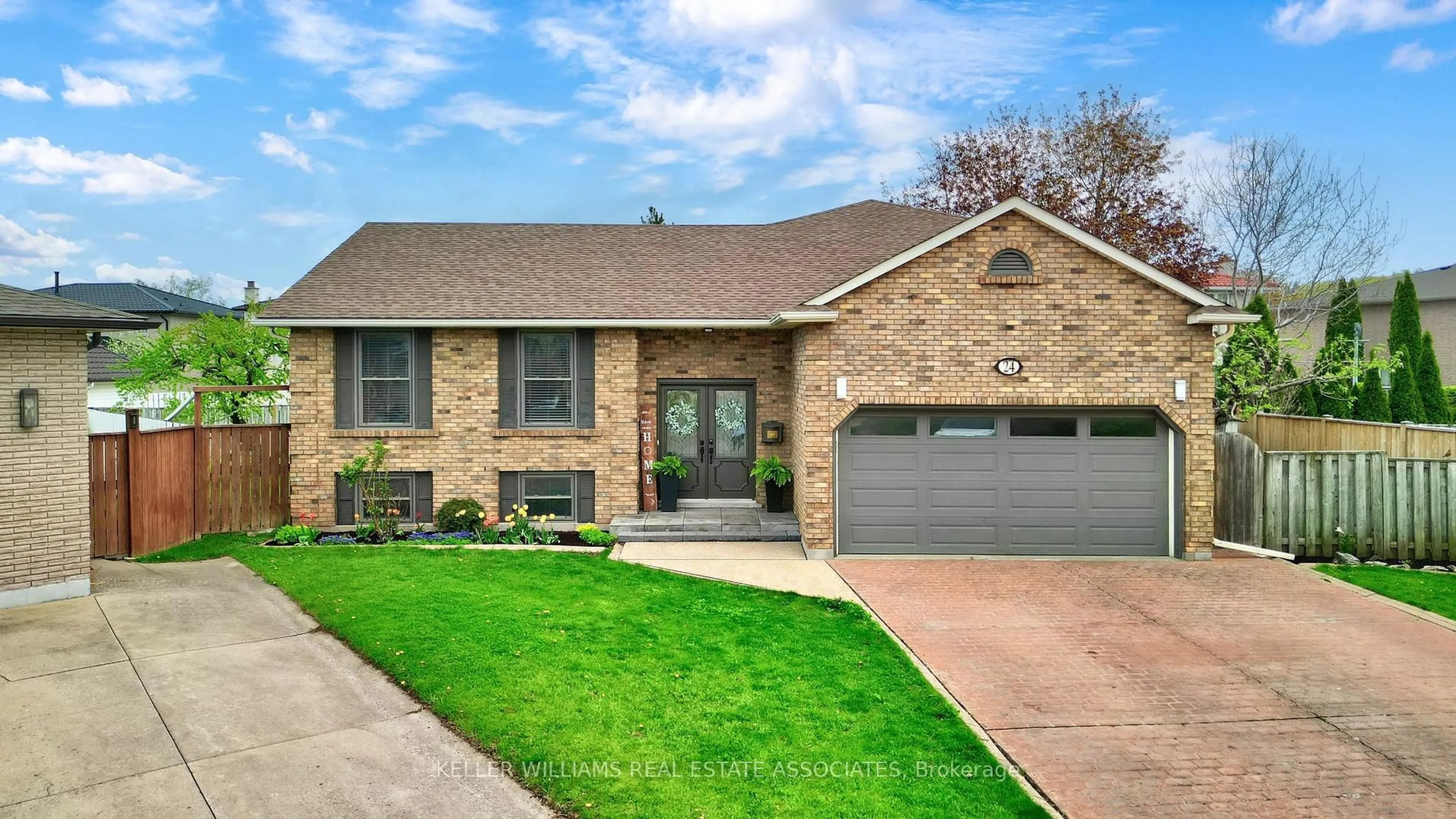 Home with brick exterior material, street for 24 Farmingdale Cres, Hamilton Ontario L8G 4H5