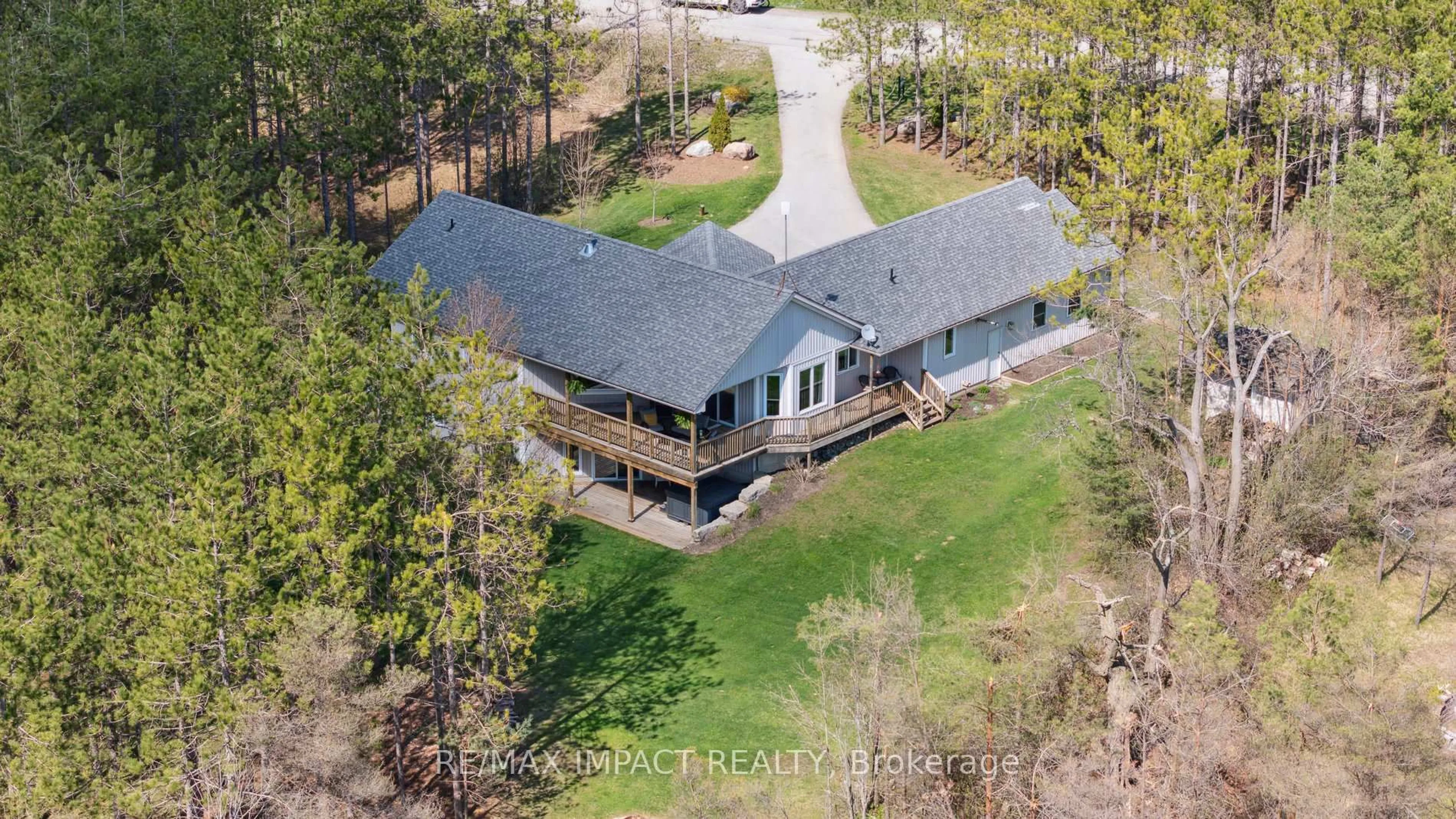 A pic from outside/outdoor area/front of a property/back of a property/a pic from drone, unknown for 27 Slalom Dr, Kawartha Lakes Ontario L0A 1A0