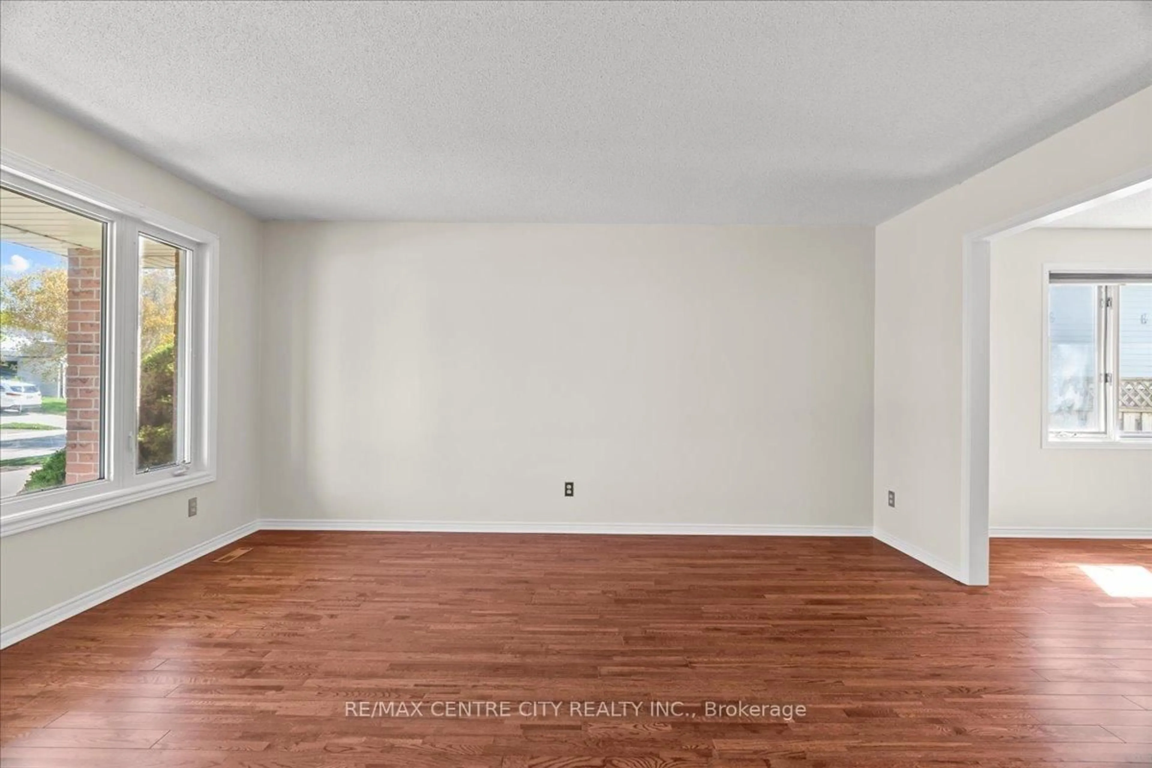 A pic of a room for 91 Josselyn Dr, London South Ontario N6E 3V6