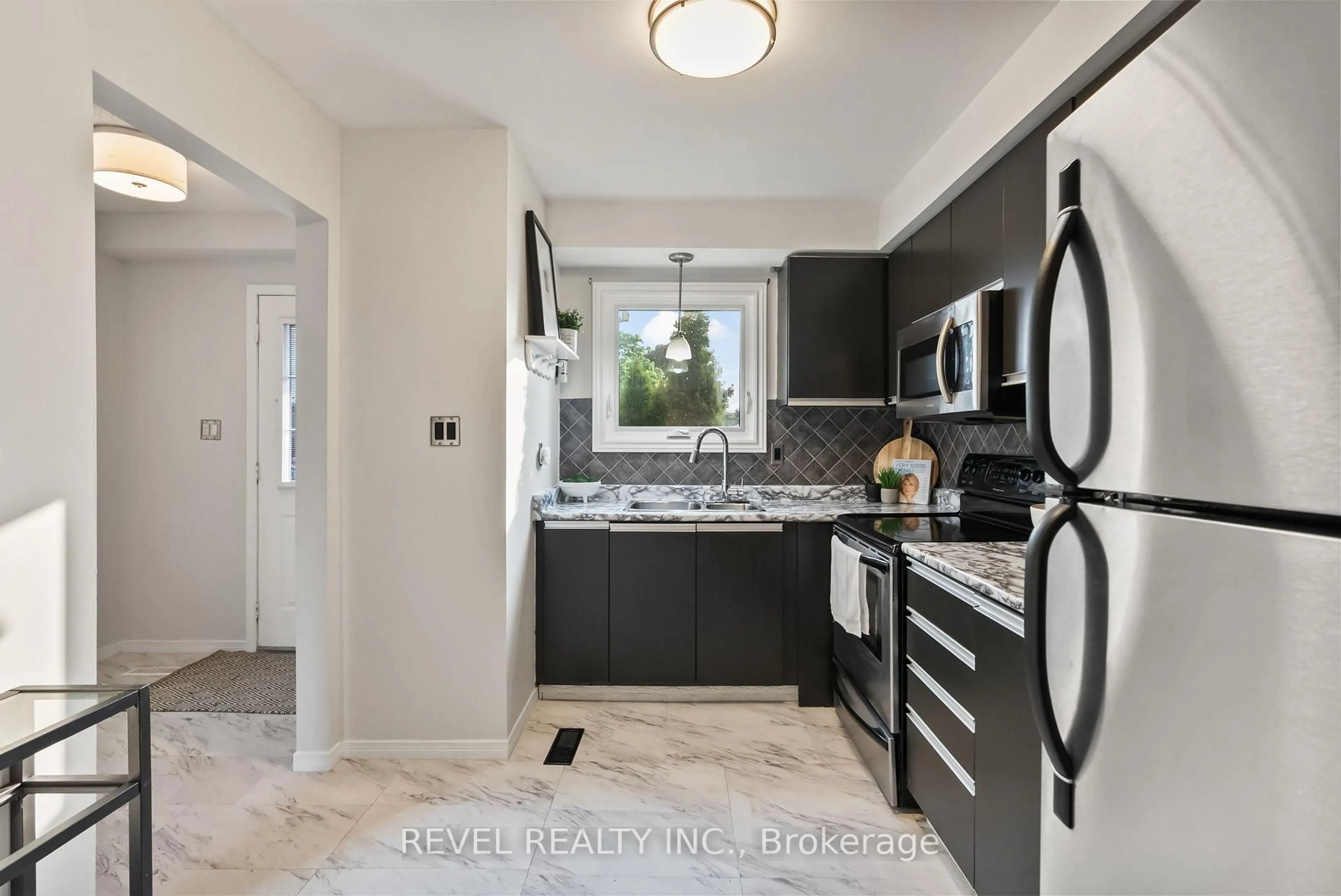 Unknown for 132 Peacock Blvd, Port Hope Ontario L1A 4G2