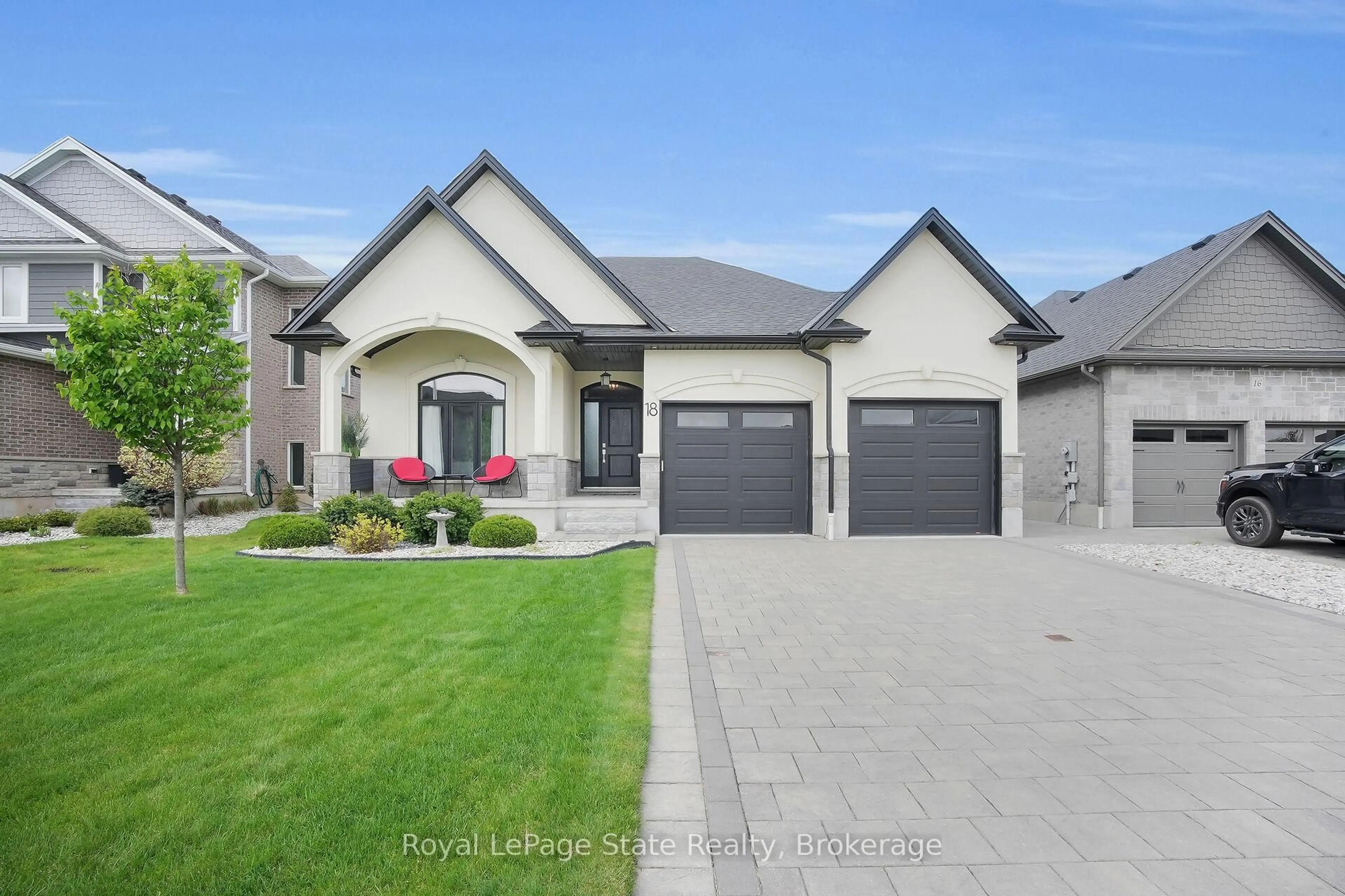 Unknown for 18 Kemp Cres, Strathroy-Caradoc Ontario N7G 0G5