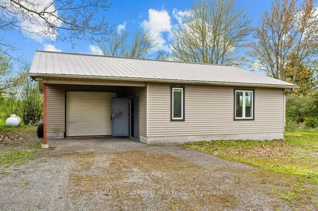 Additional property image - 407 Third Rd