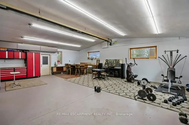 Additional property image - 407 Third Rd