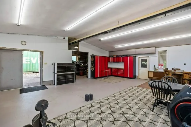 Additional property image - 407 Third Rd