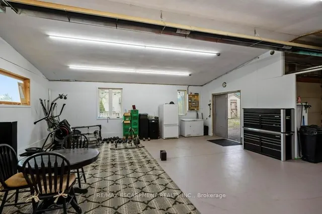 Additional property image - 407 Third Rd