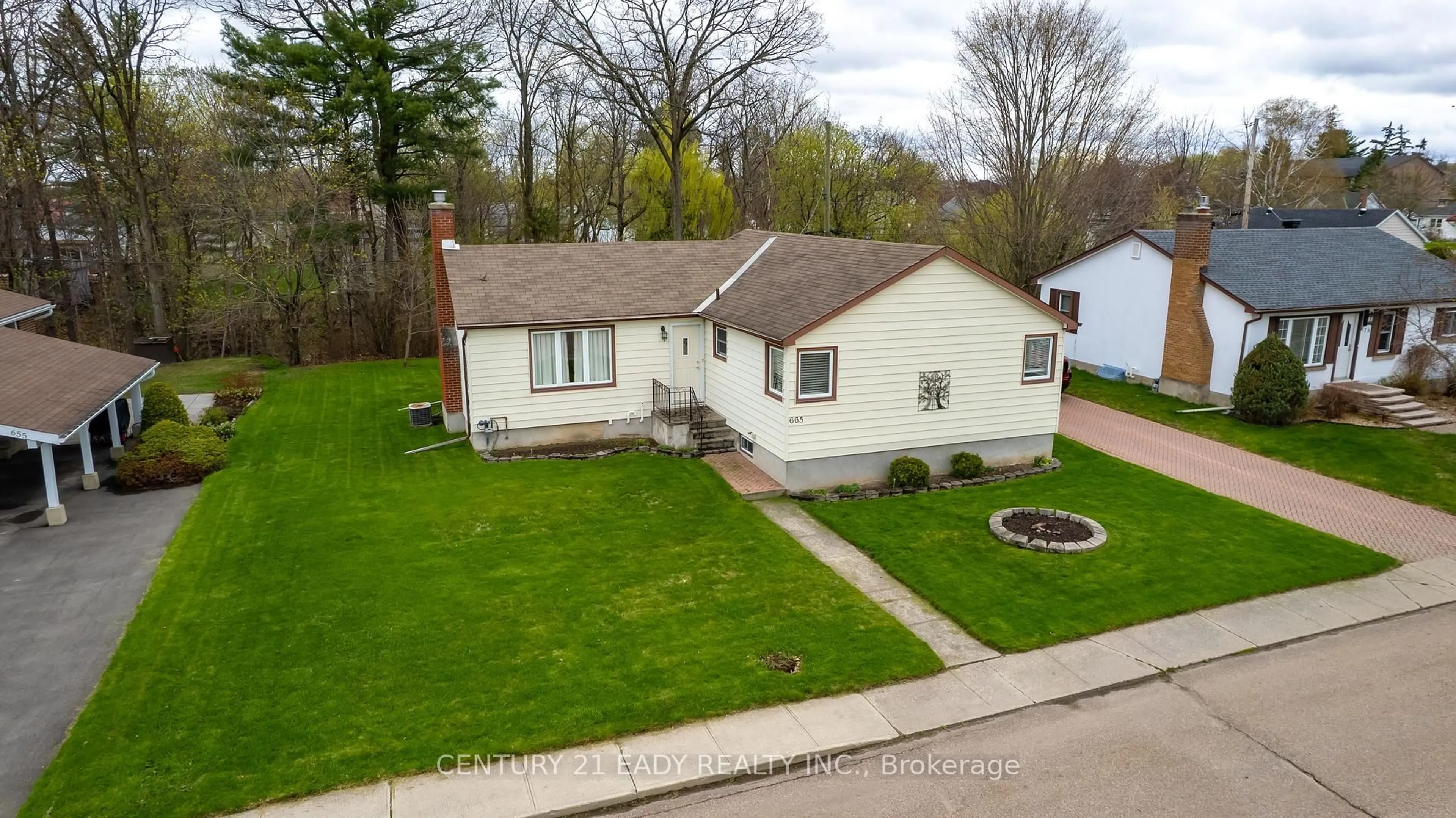 A pic from outside/outdoor area/front of a property/back of a property/a pic from drone, street for 665 Coleraine Dr, Renfrew Ontario K7V 1X4