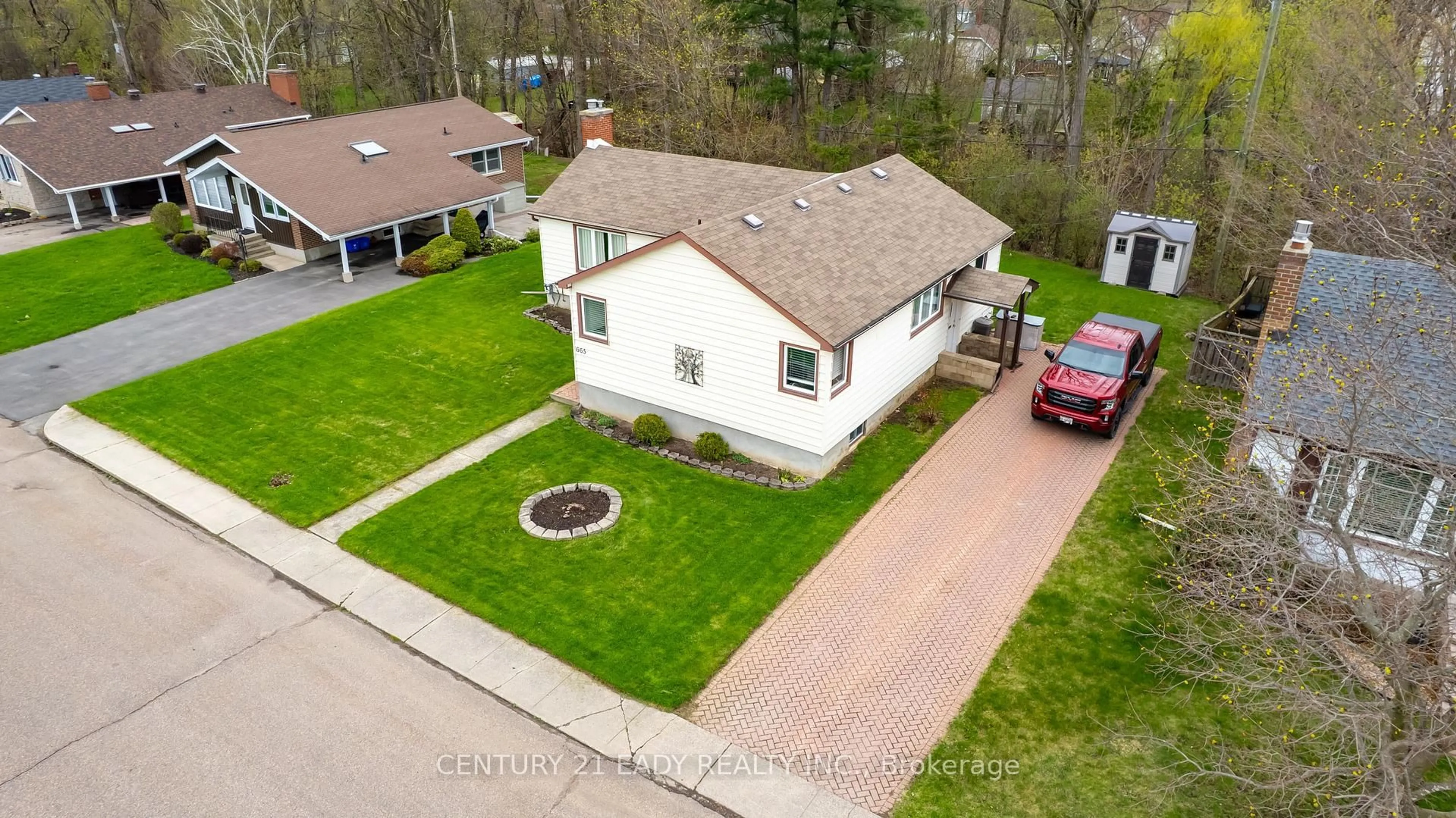 A pic from outside/outdoor area/front of a property/back of a property/a pic from drone, street for 665 Coleraine Dr, Renfrew Ontario K7V 1X4