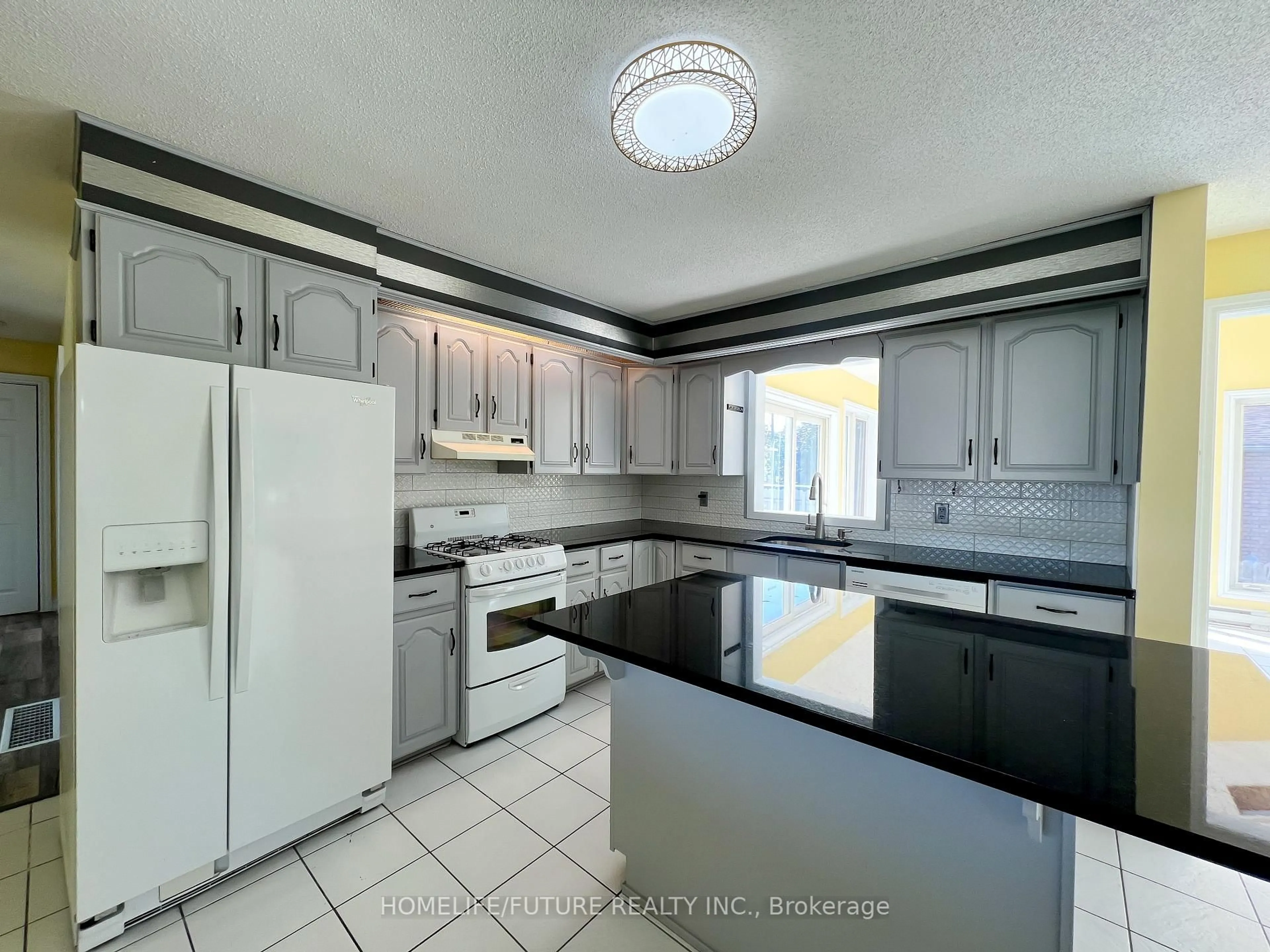 Unknown for 14 Latchford St, Belleville Ontario K1K 1K0