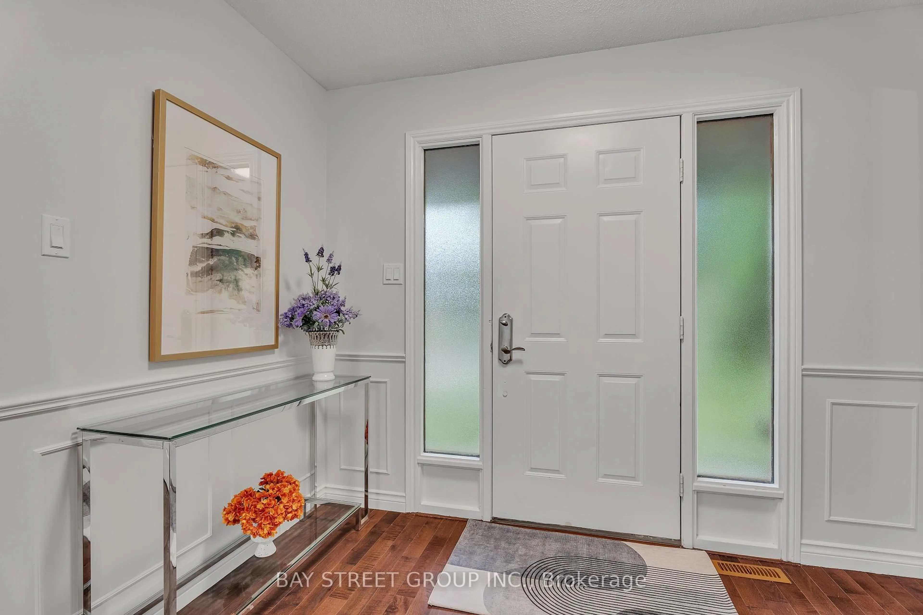 Indoor entryway for 33 Repton Ave, London North Ontario N5X 3G3