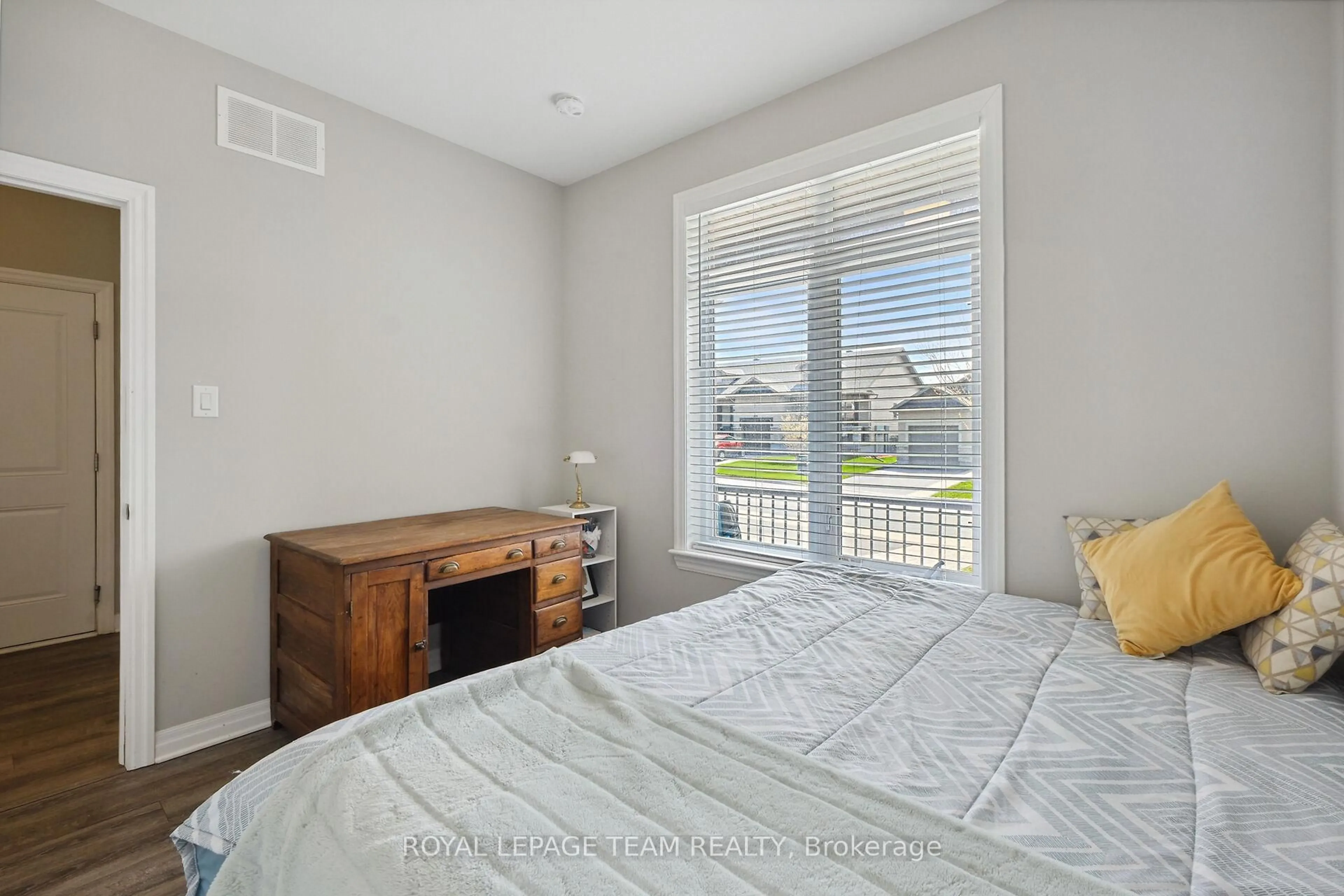 A pic of a room for 813 Jack Dalgity St, Almonte Ontario K0A 1A0