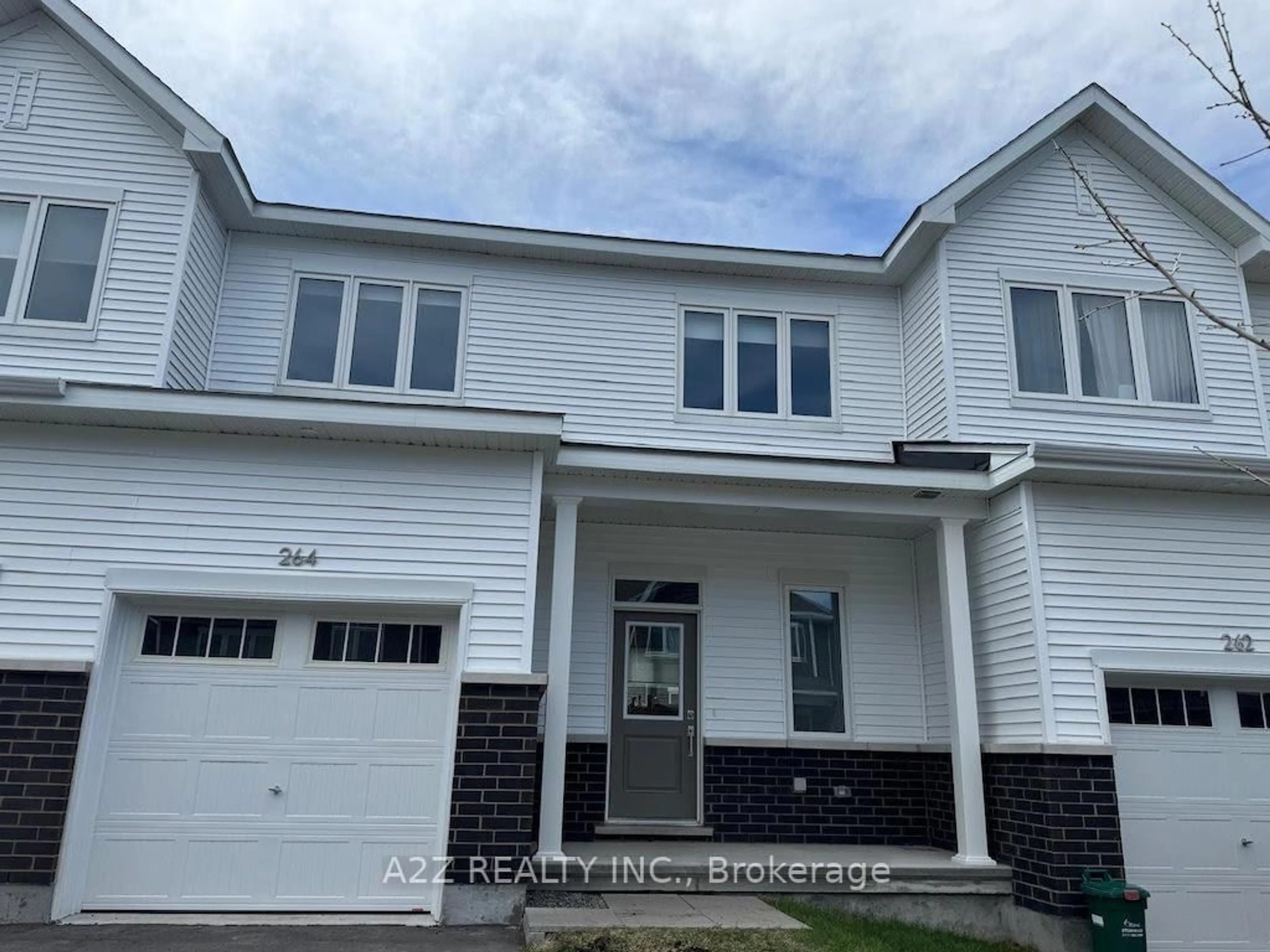 Home with vinyl exterior material, unknown for 264 Surface Lane, Ottawa Ontario K2J 6X7