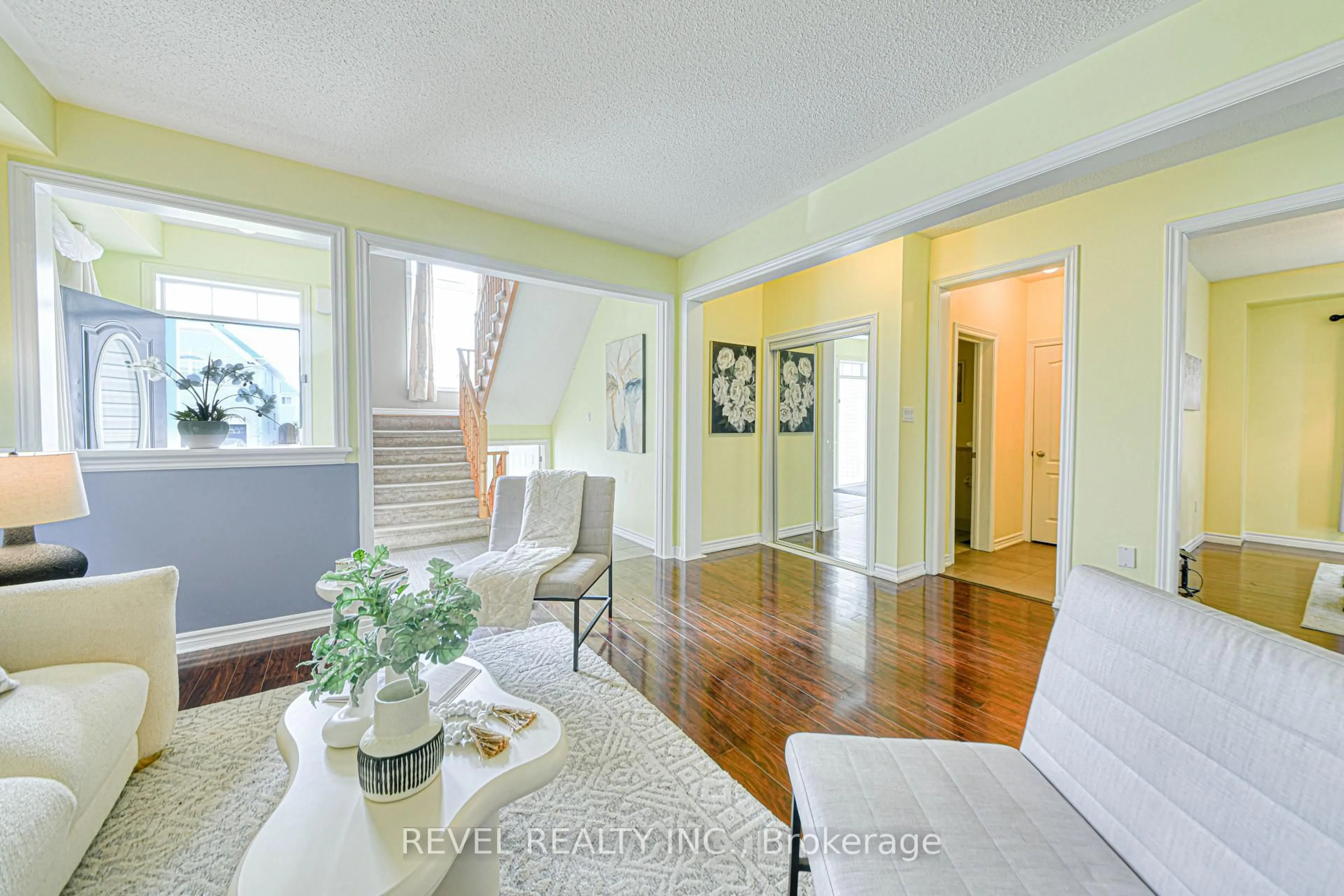 Unknown for 710 Halbert Dr, Shelburne Ontario L0N 1S2
