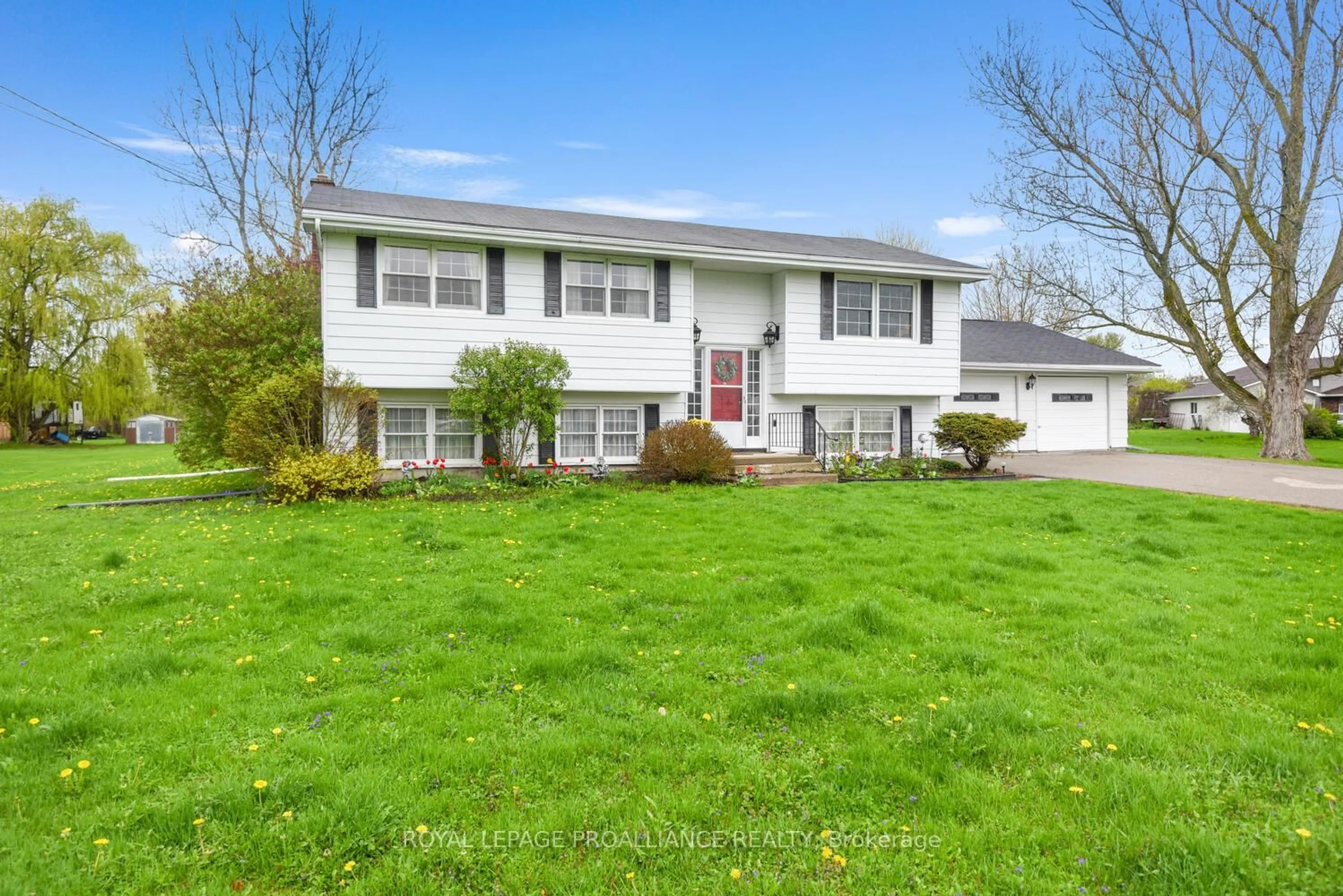 Home with vinyl exterior material, street for 4432 McDougall Rd, Elizabethtown-Kitley Ontario K6V 5T4
