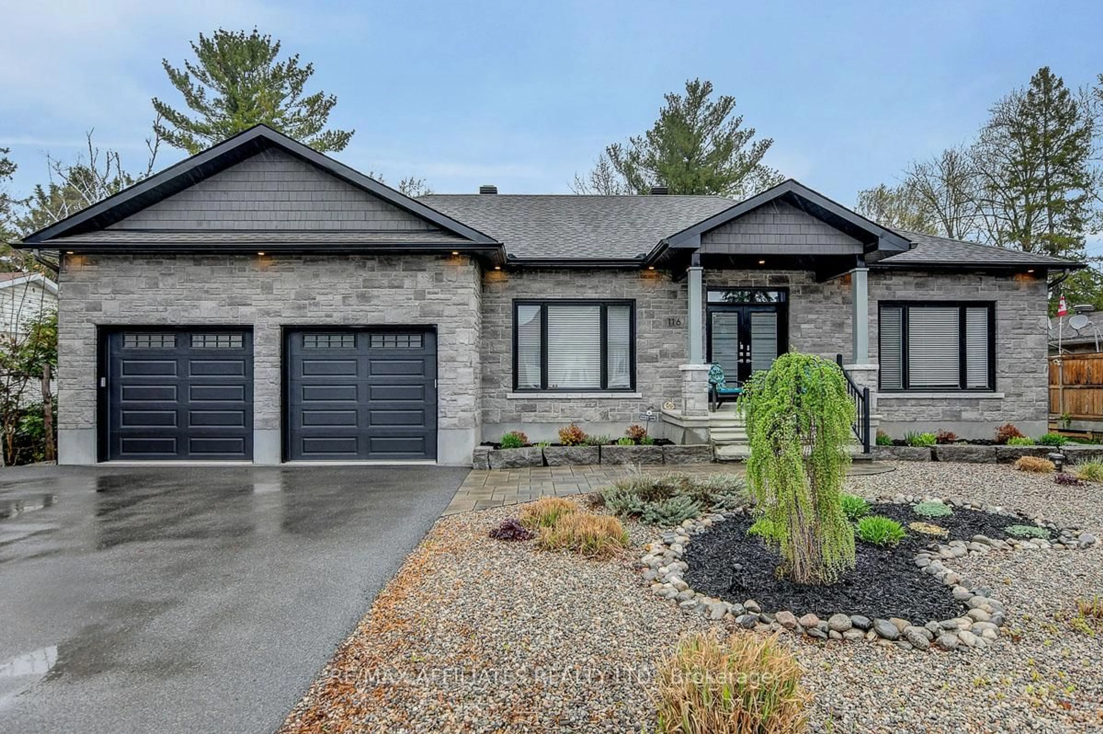 Home with brick exterior material, street for 116 Queen Charlotte St, Richmond Ontario K0A 2Z0