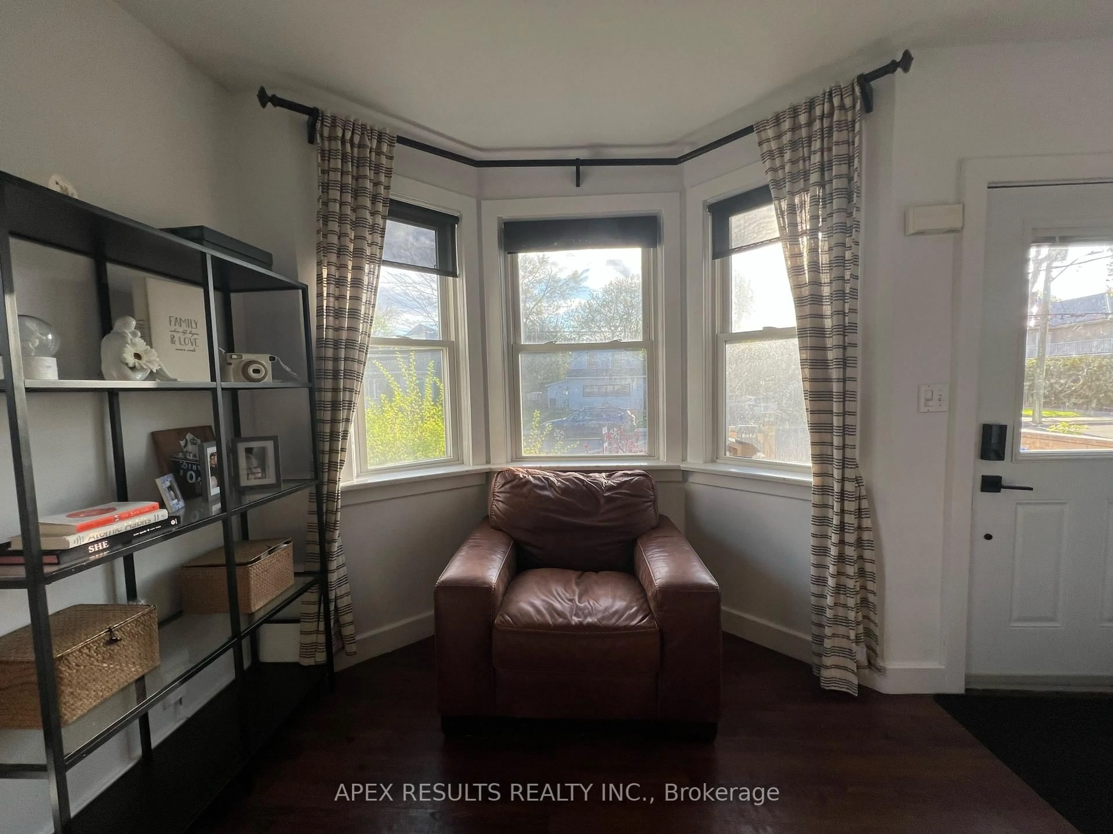 A pic of a room for 267 Bleecker Ave, Belleville Ontario K8N 3V3