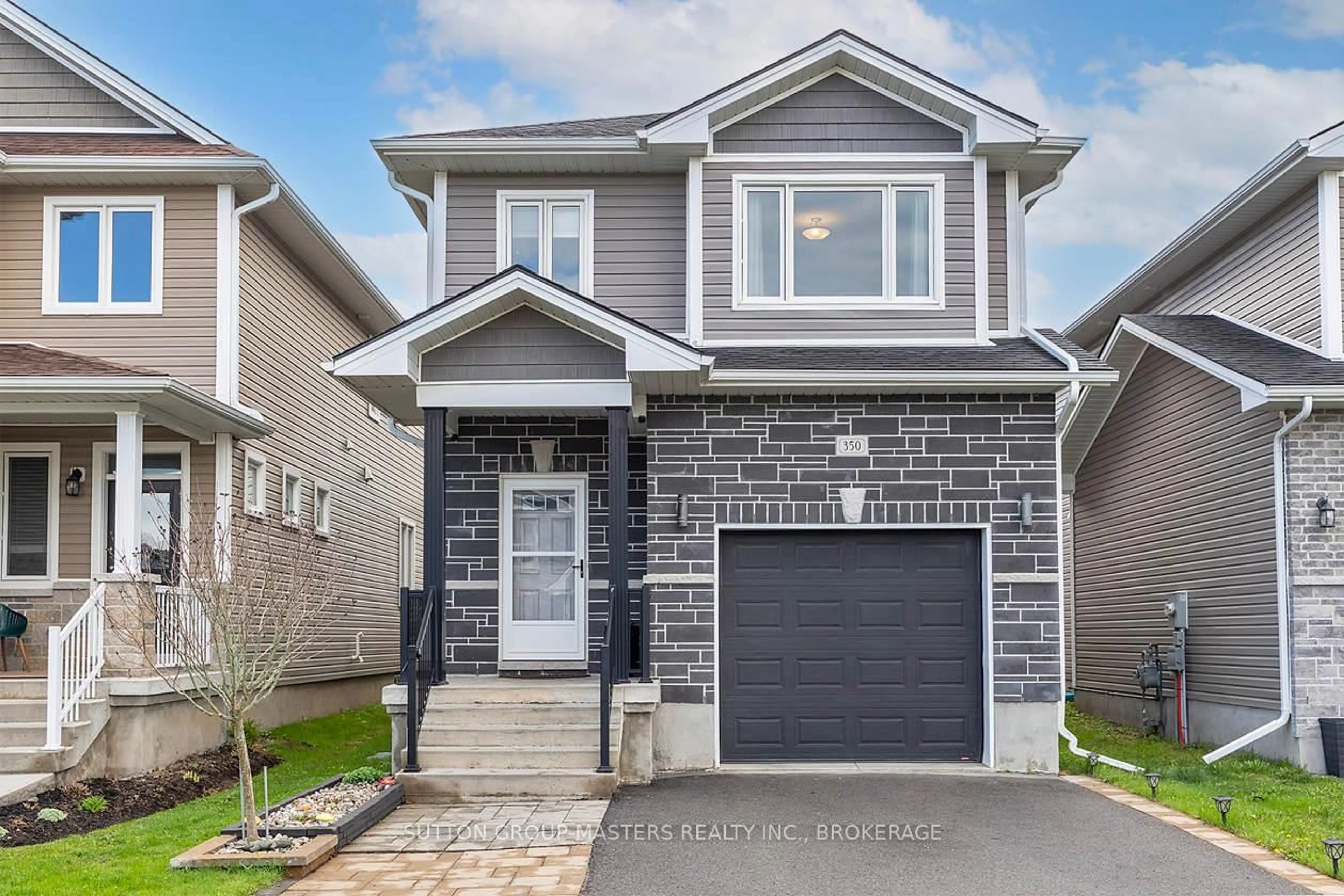 Home with vinyl exterior material, street for 350 Janette St, Kingston Ontario K7P 0K8