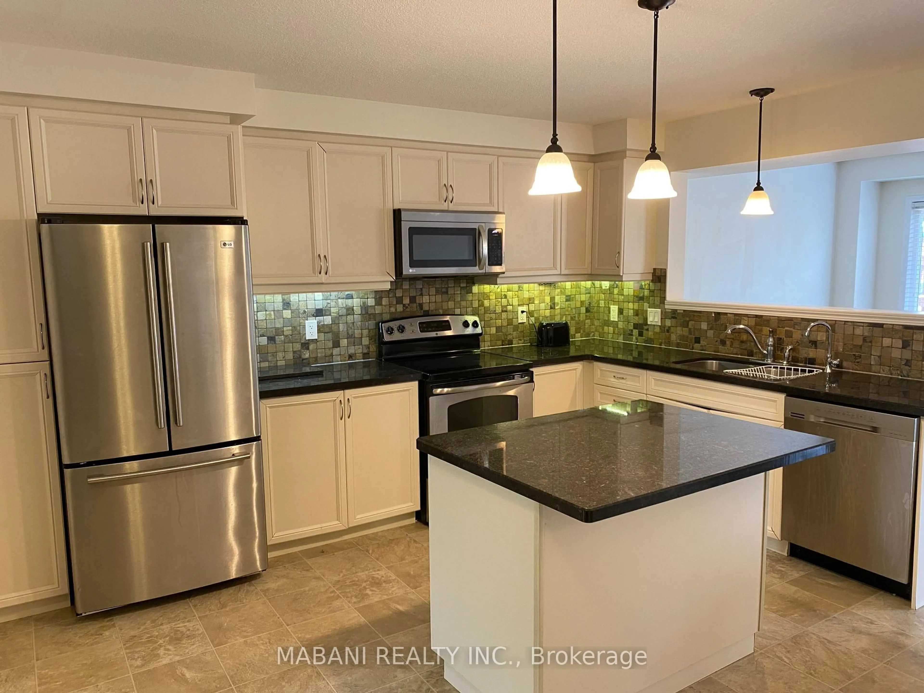 Open concept kitchen, ceramic/tile floor for 6 Sassafras St, Kitchener Ontario N2N 3S4