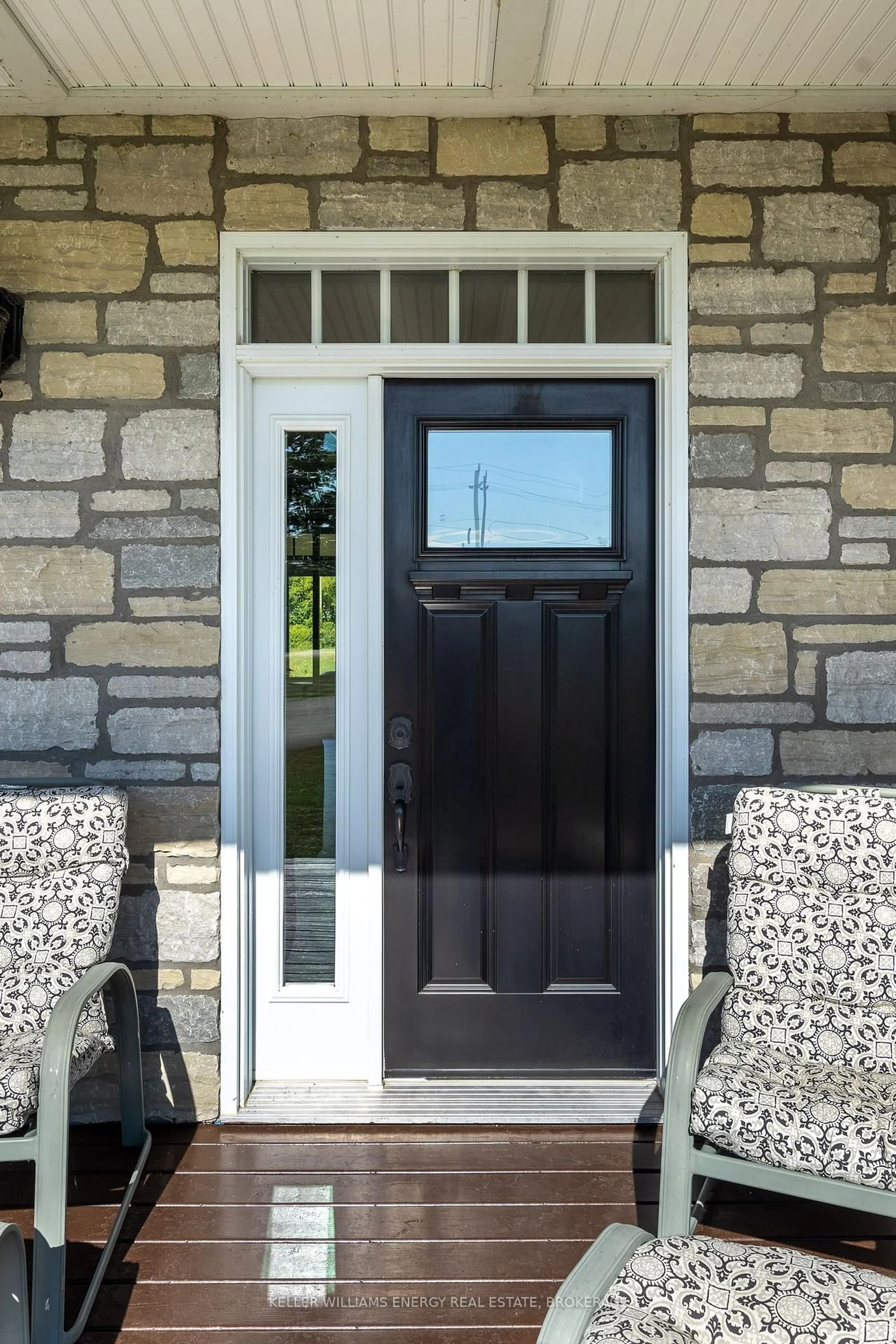 Indoor entryway for 73 White Chapel Rd, Prince Edward County Ontario K0K 2T0