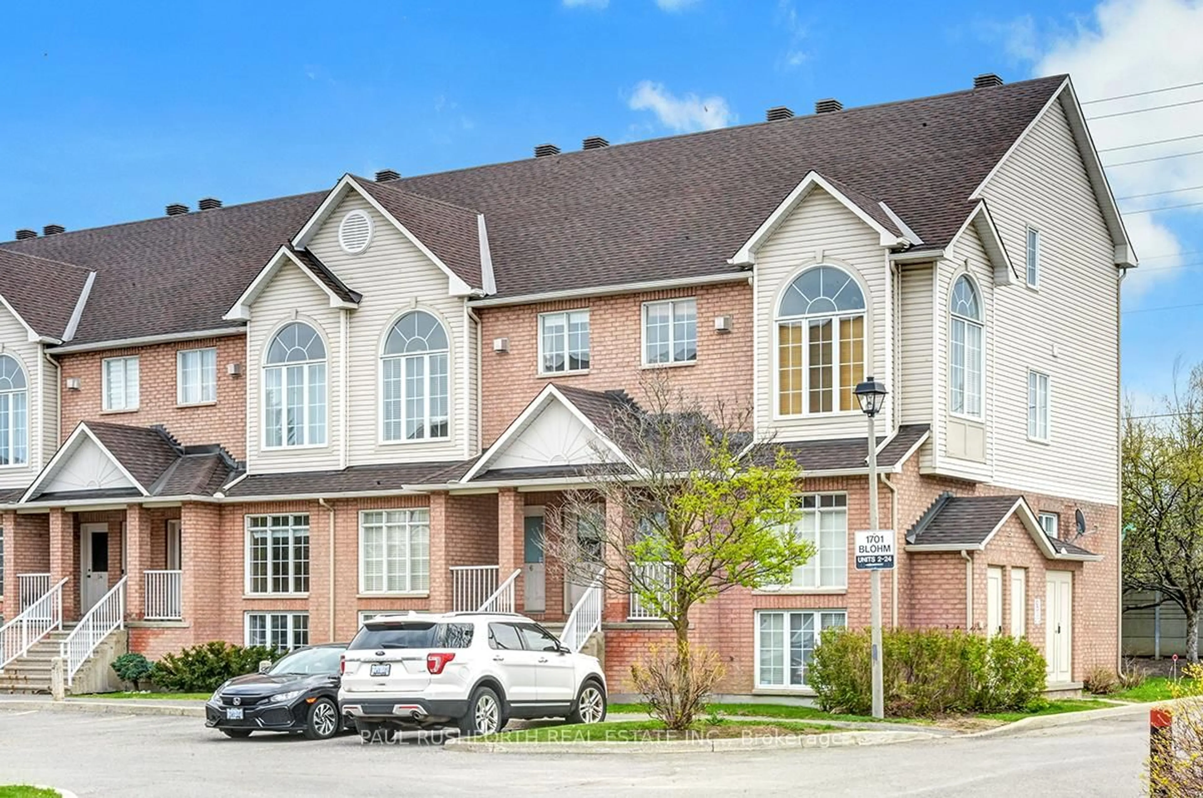 Home with brick exterior material, street for 1701 Blohm Dr #12, Ottawa Ontario K1G 6N6