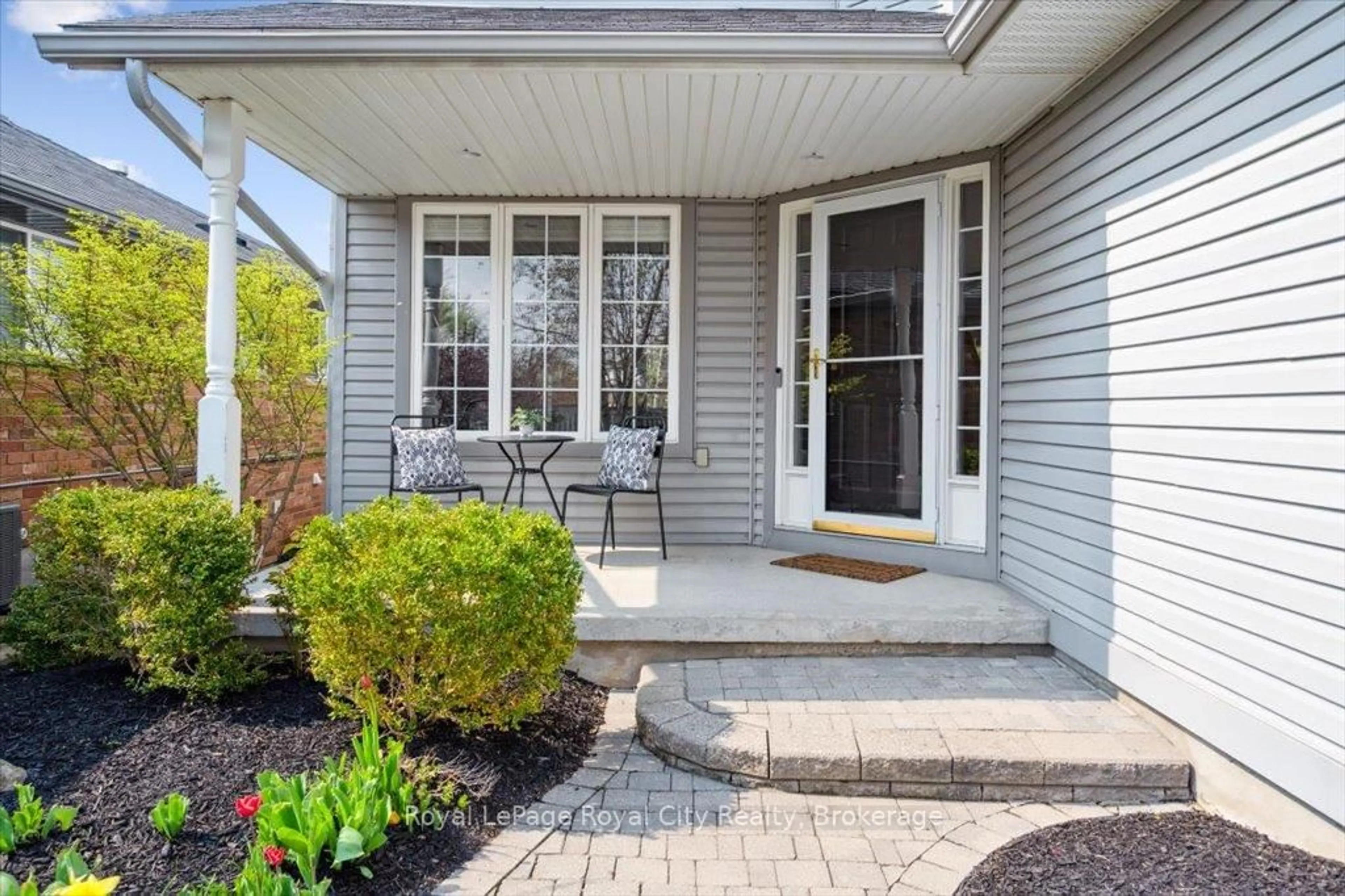 Unknown for 41 Munroe Cres, Guelph Ontario N1G 5E5