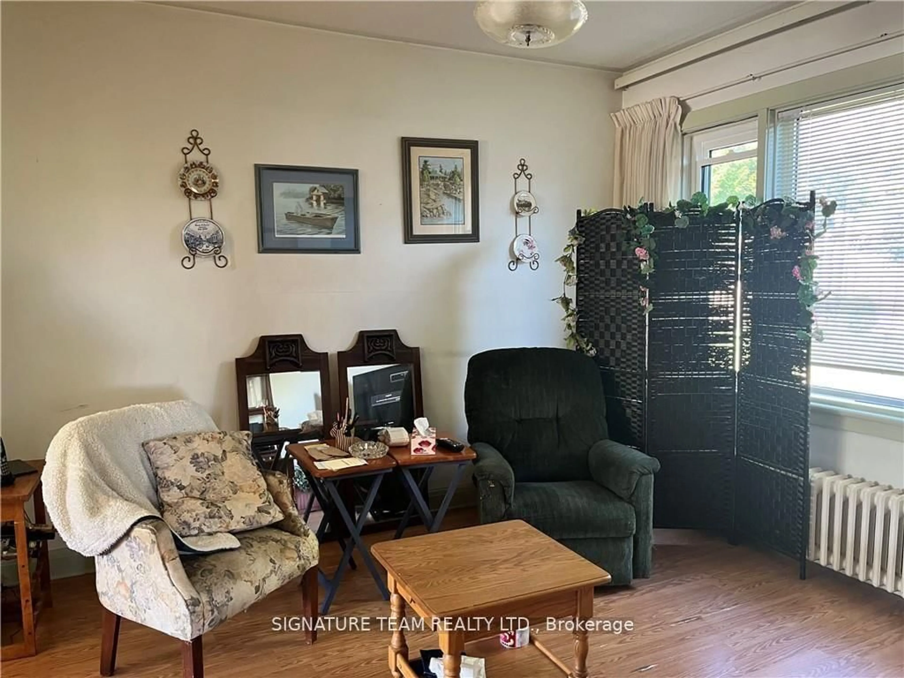Living room with furniture, unknown for 10 Main St, Cobden Ontario K0J 1K0