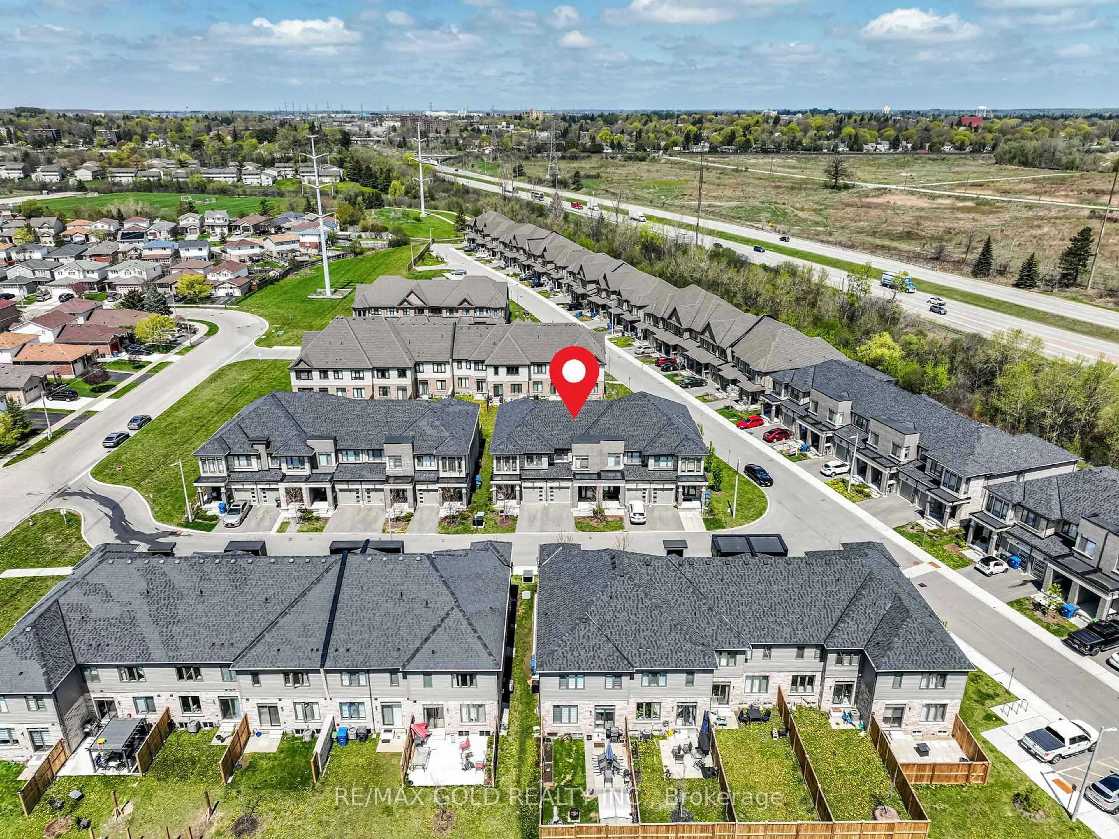 A pic from outside/outdoor area/front of a property/back of a property/a pic from drone, street for 166 Deerpath Dr #95, Guelph Ontario N1K 0E2