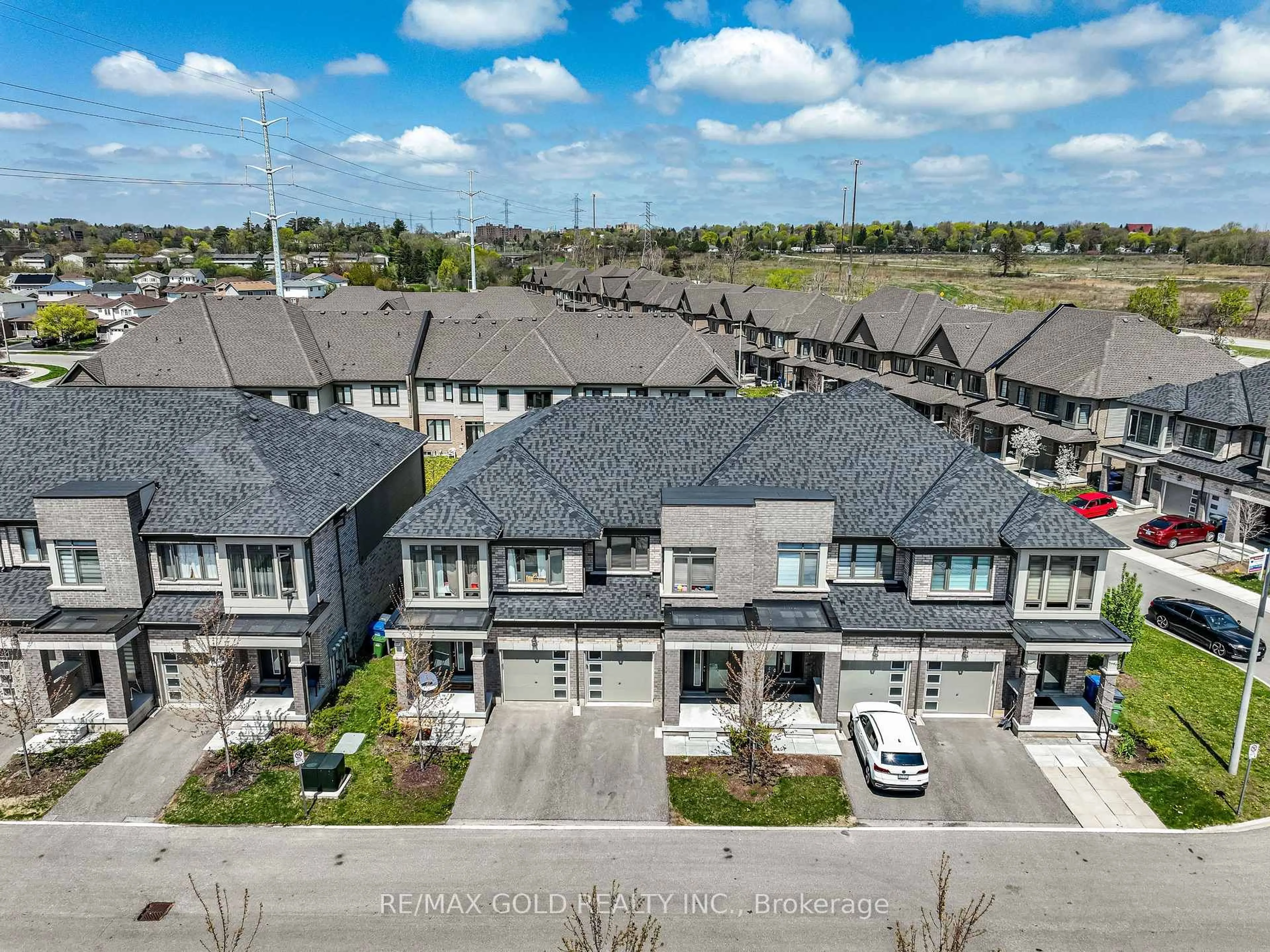 A pic from outside/outdoor area/front of a property/back of a property/a pic from drone, unknown for 166 Deerpath Dr #95, Guelph Ontario N1K 0E2