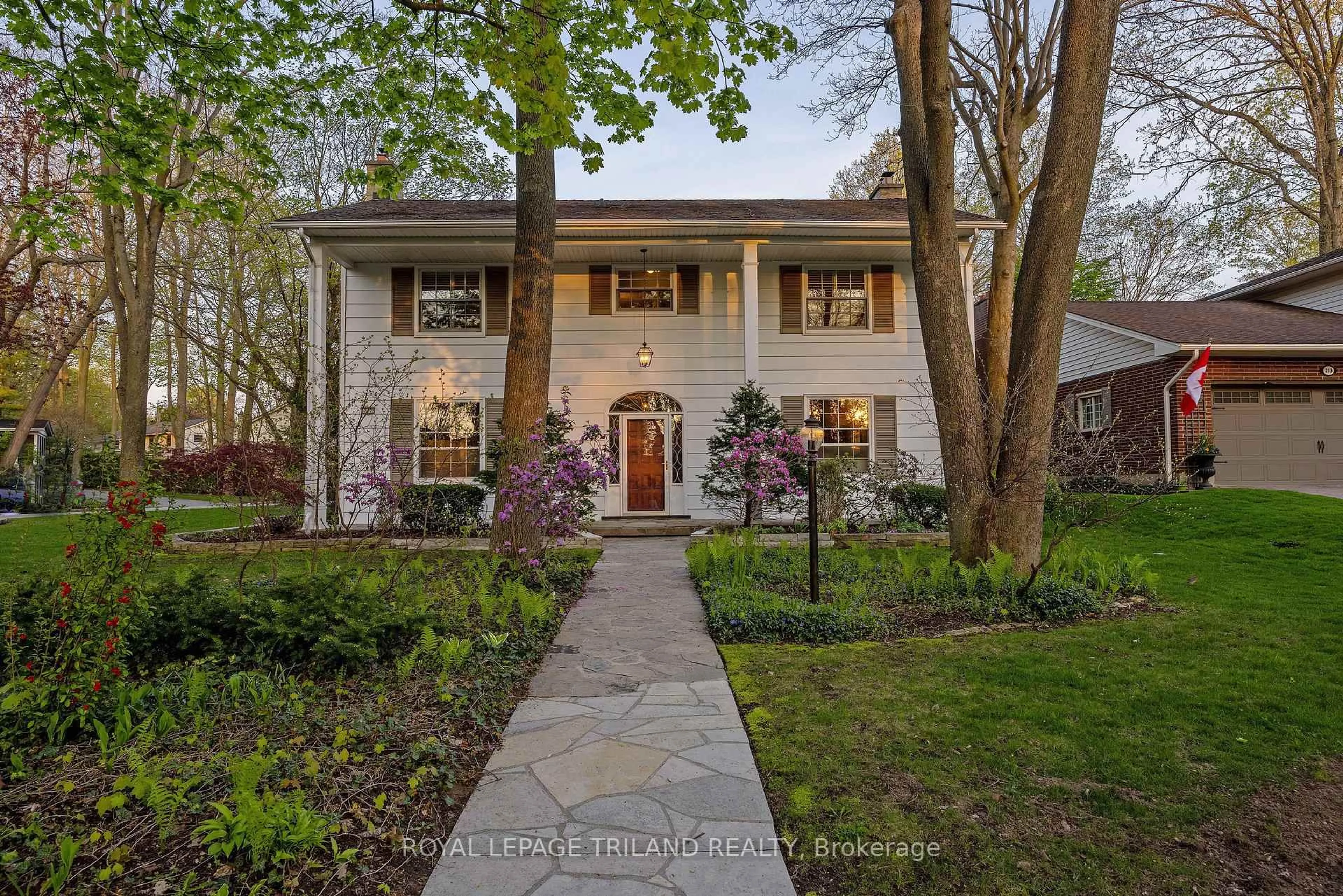 Home with brick exterior material, street for 217 Hunt Club Dr, London North Ontario N6H 3Y8