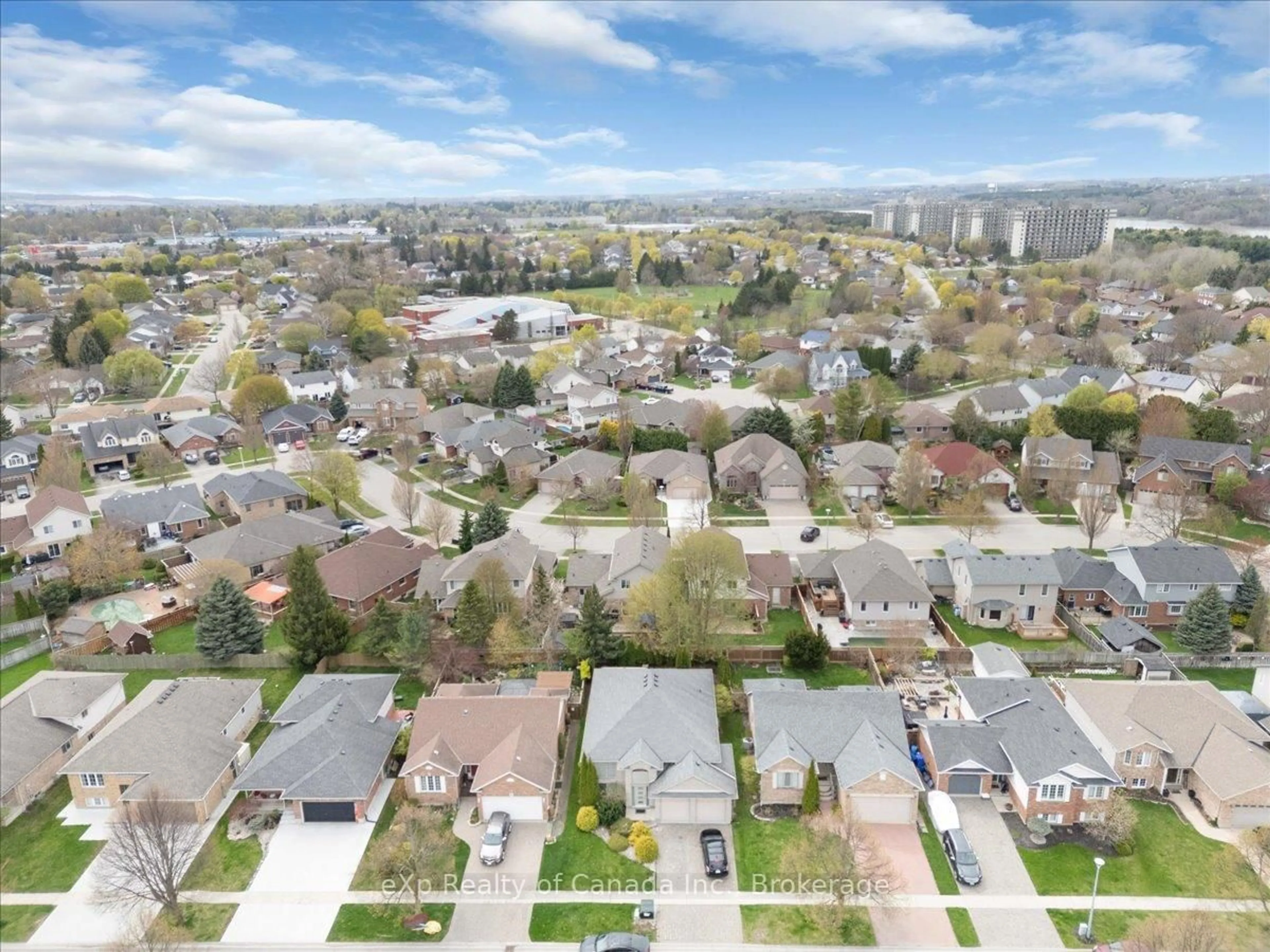 A pic from outside/outdoor area/front of a property/back of a property/a pic from drone, unknown for 69 Neutral Ave, Woodstock Ontario N4T 1S7