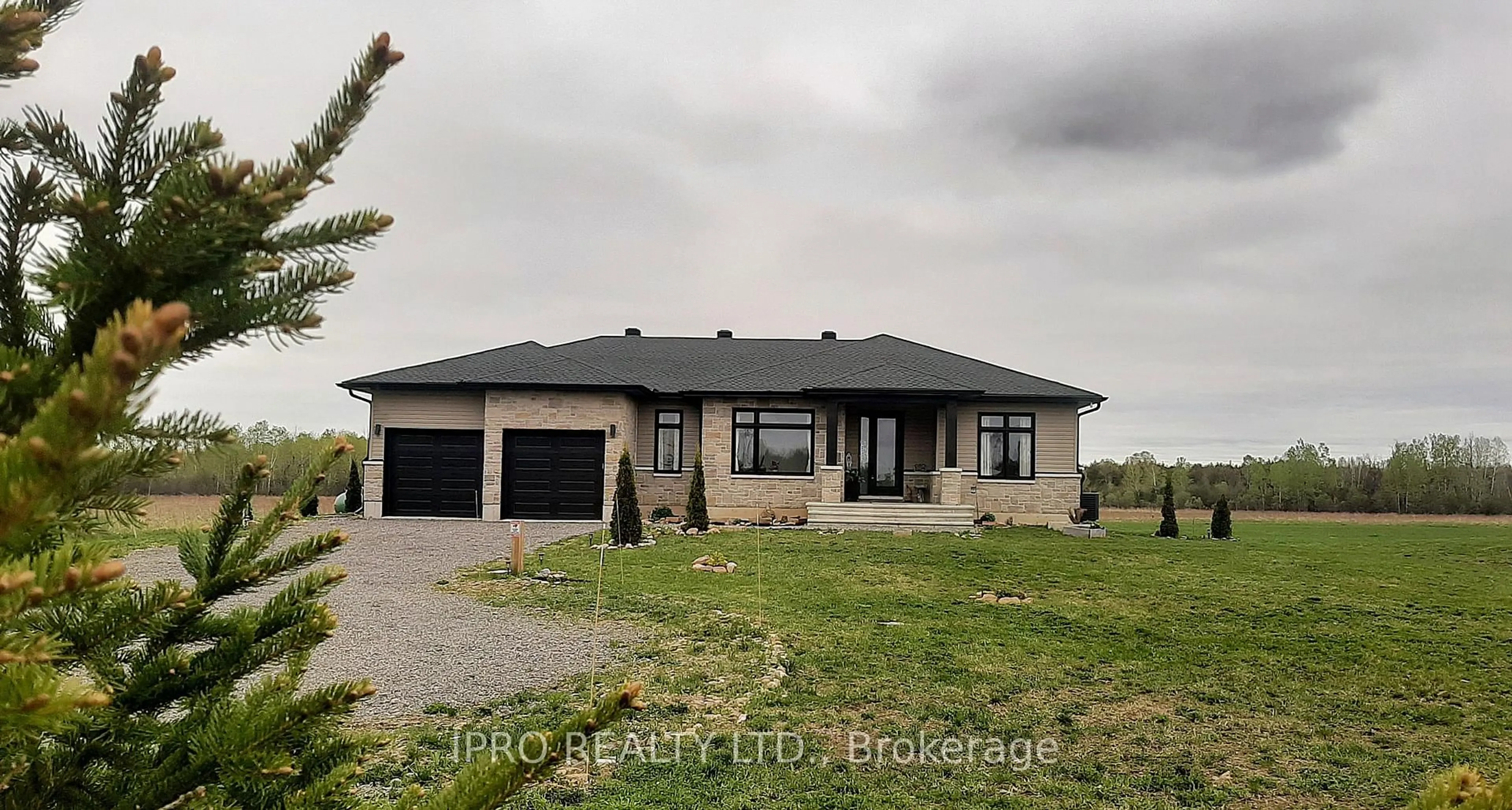A pic from outside/outdoor area/front of a property/back of a property/a pic from drone, building for 13684 County Road 15 N/A, Merrickville-Wolford Ontario K0G 1N0