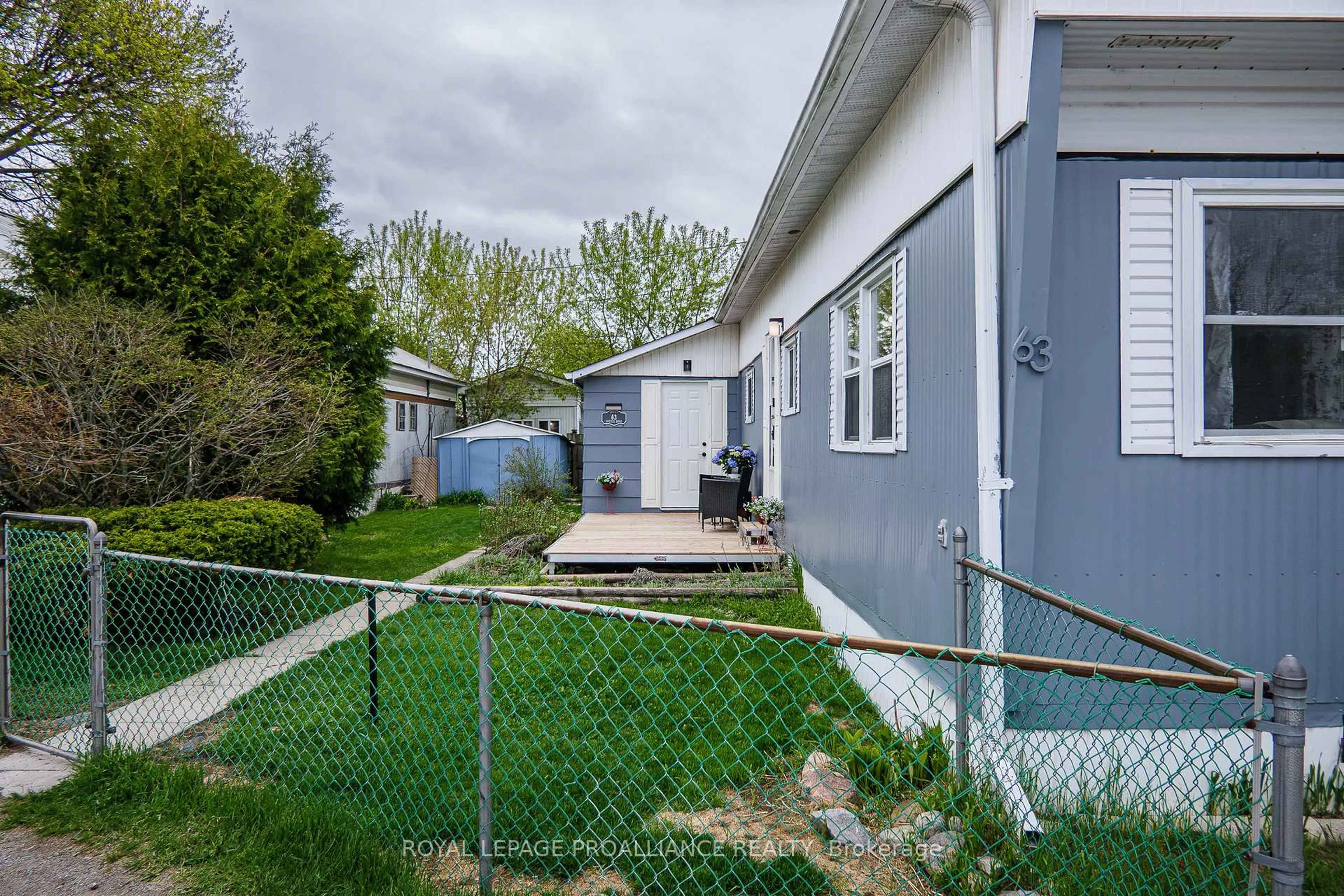 Unknown for 63 Whites Rd #63, Quinte West Ontario K8V 5P5