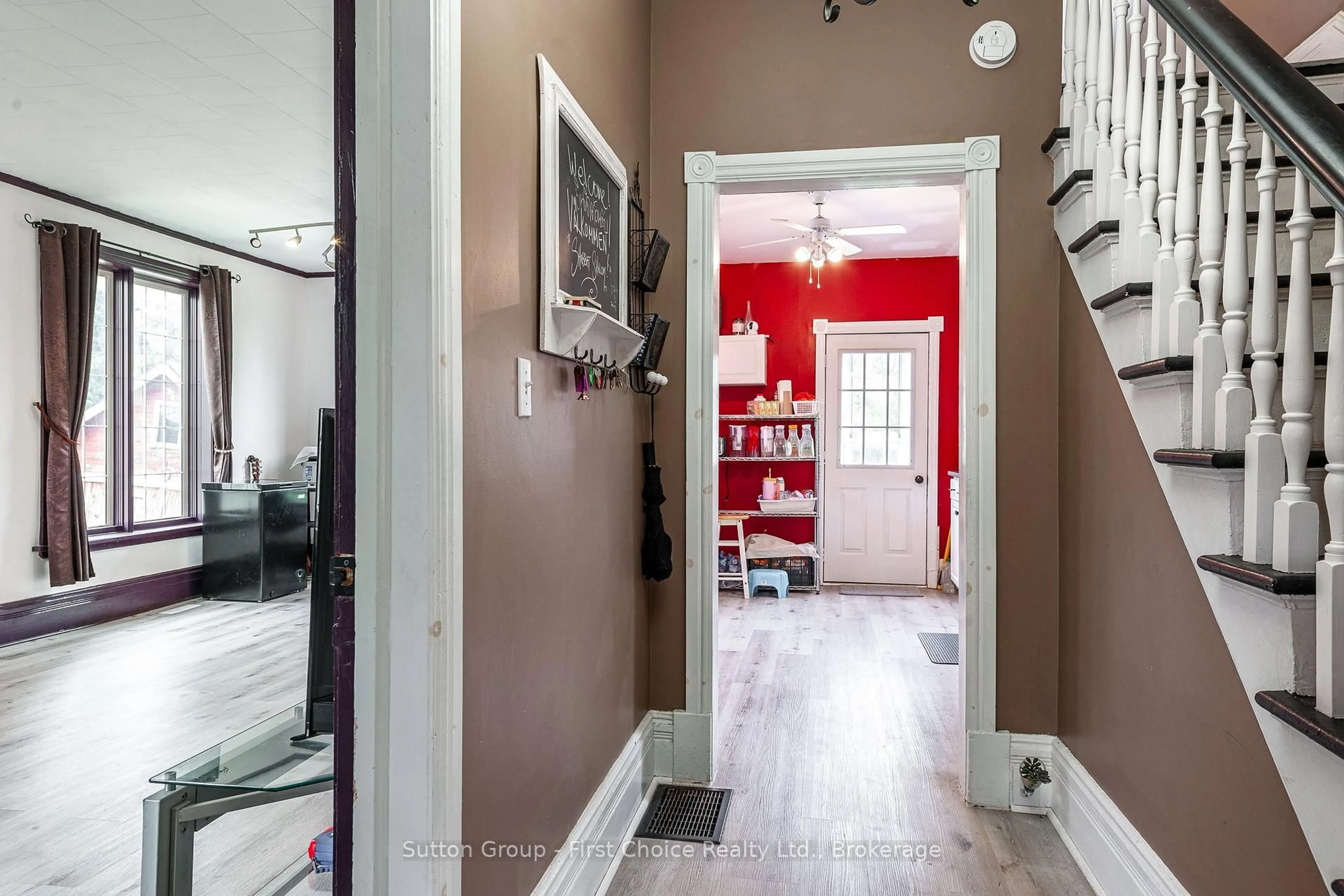 Indoor entryway for 4 Louise St, Stratford Ontario N5A 2E2