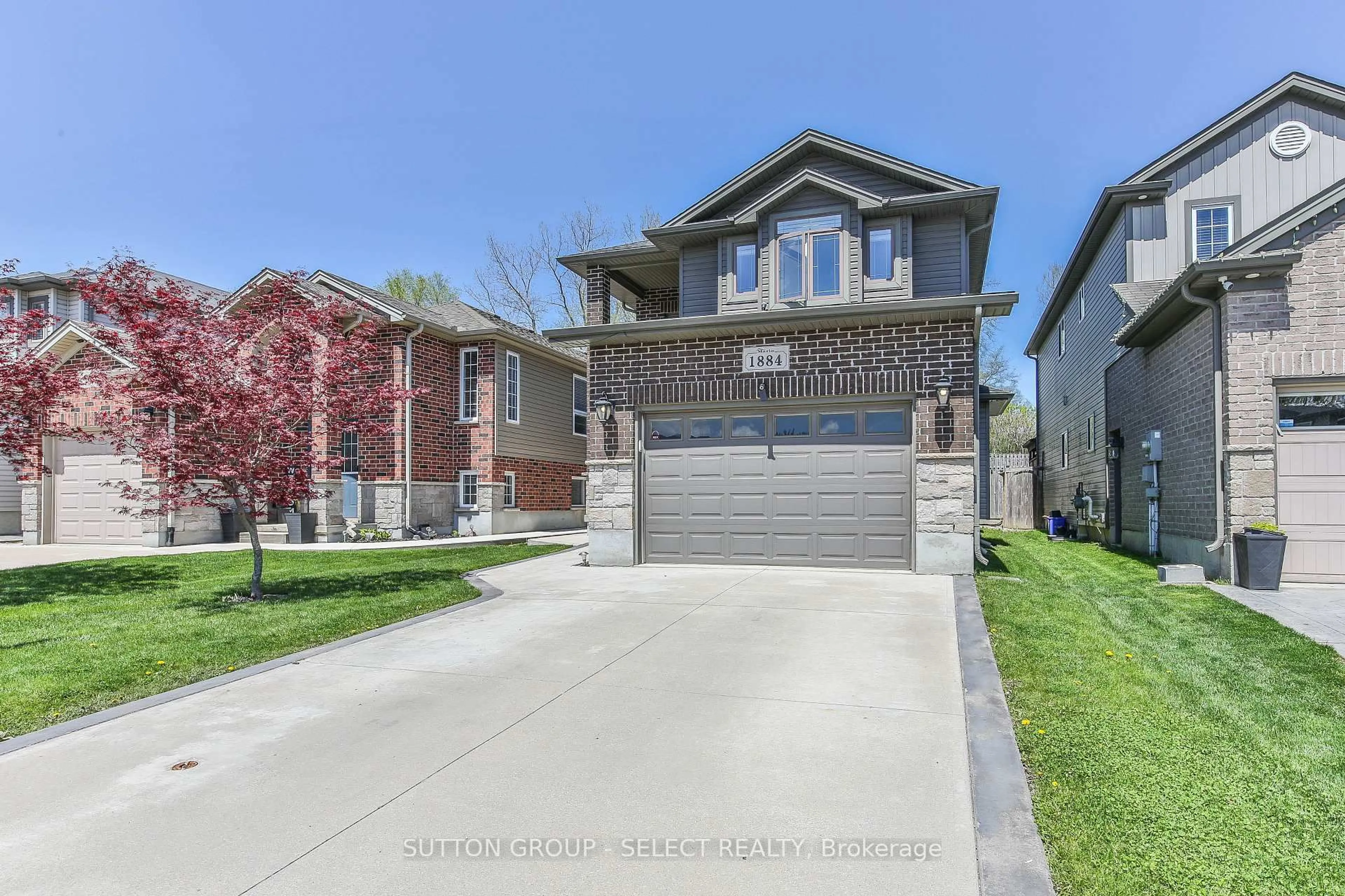 Home with brick exterior material, street for 1884 Frederick Cres, London East Ontario N5W 0A5