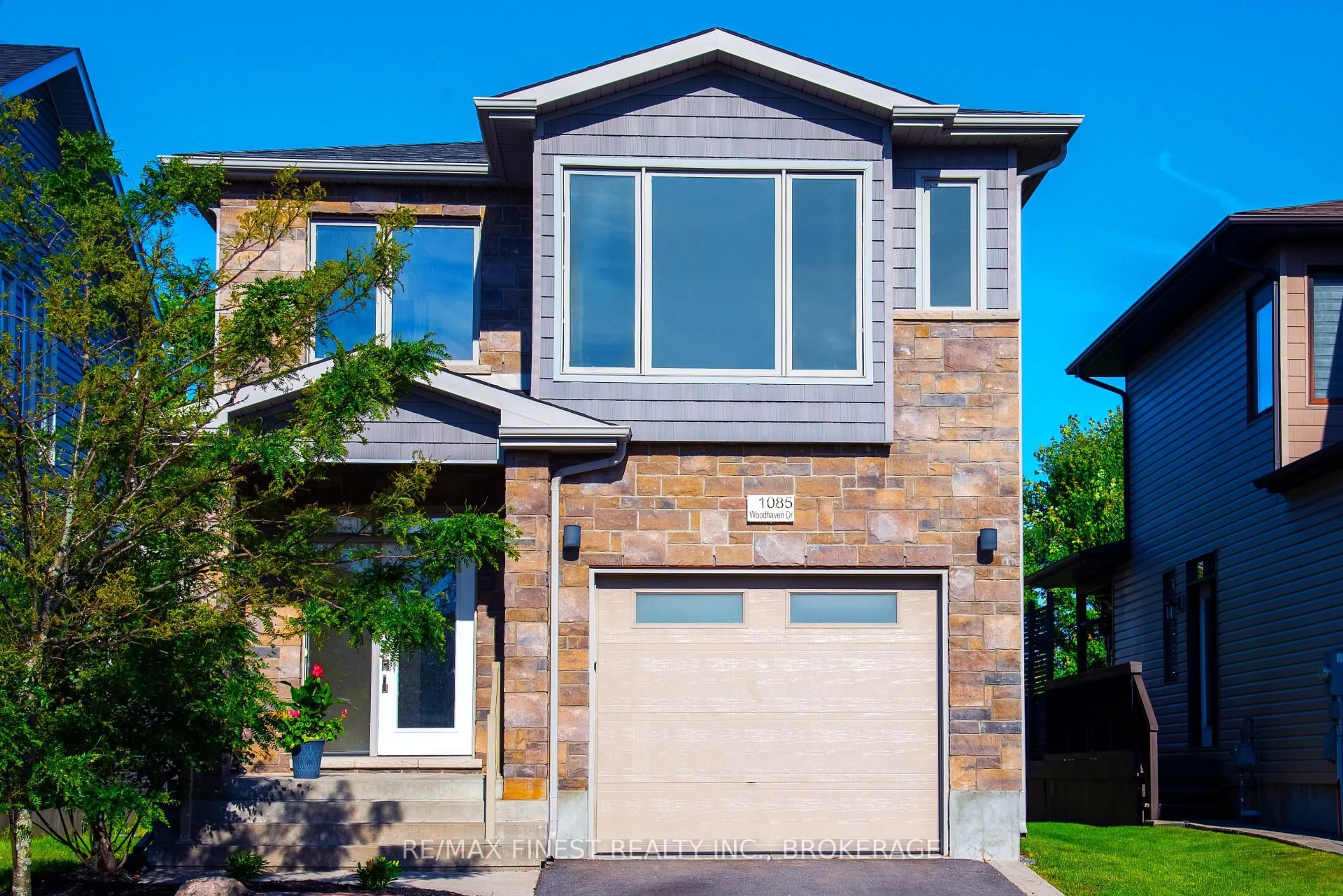 Home with brick exterior material, street for 1085 Woodhaven Dr, Kingston Ontario K7P 0H7
