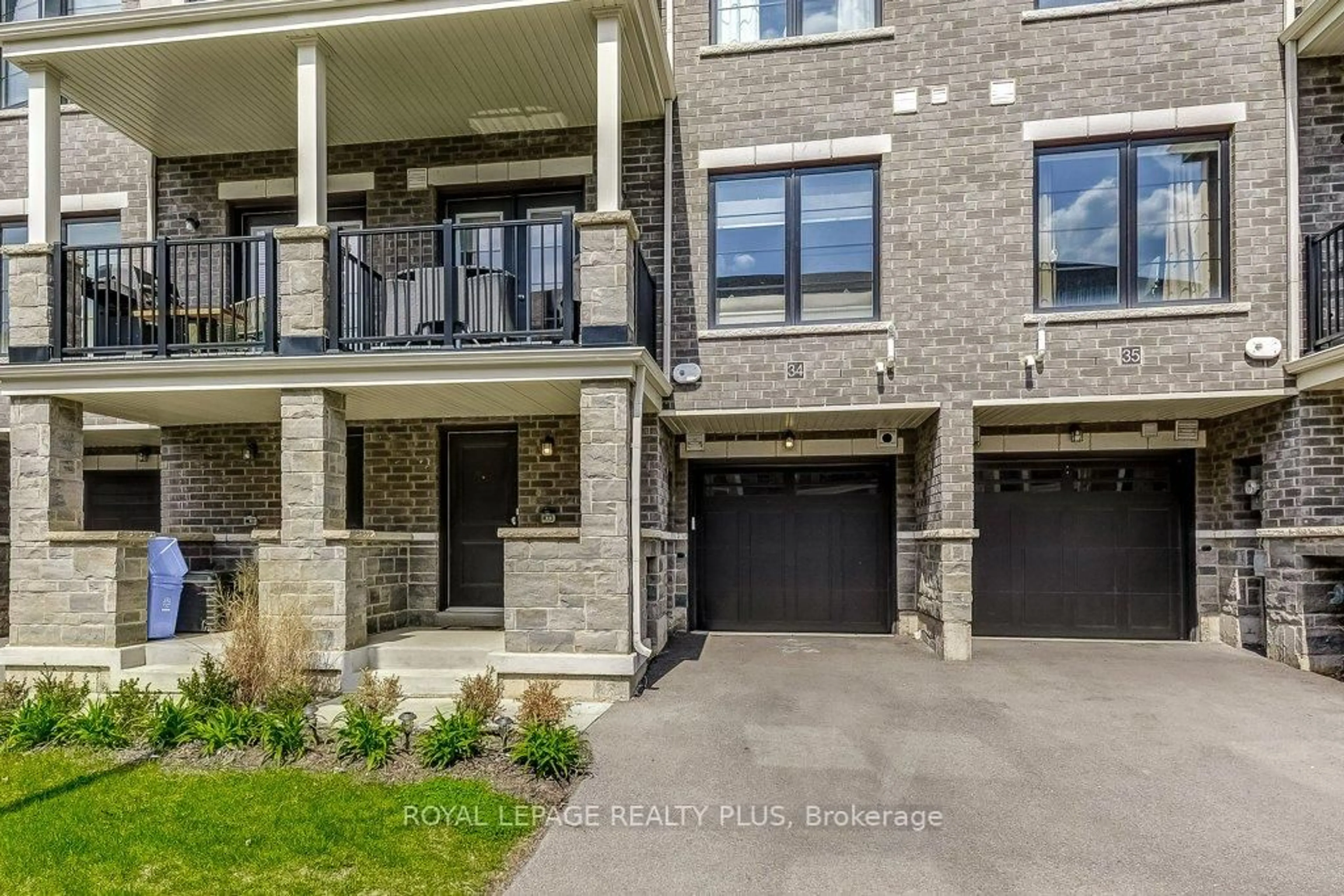 Unknown for 383 Dundas St #34, Hamilton Ontario L8B 1X6
