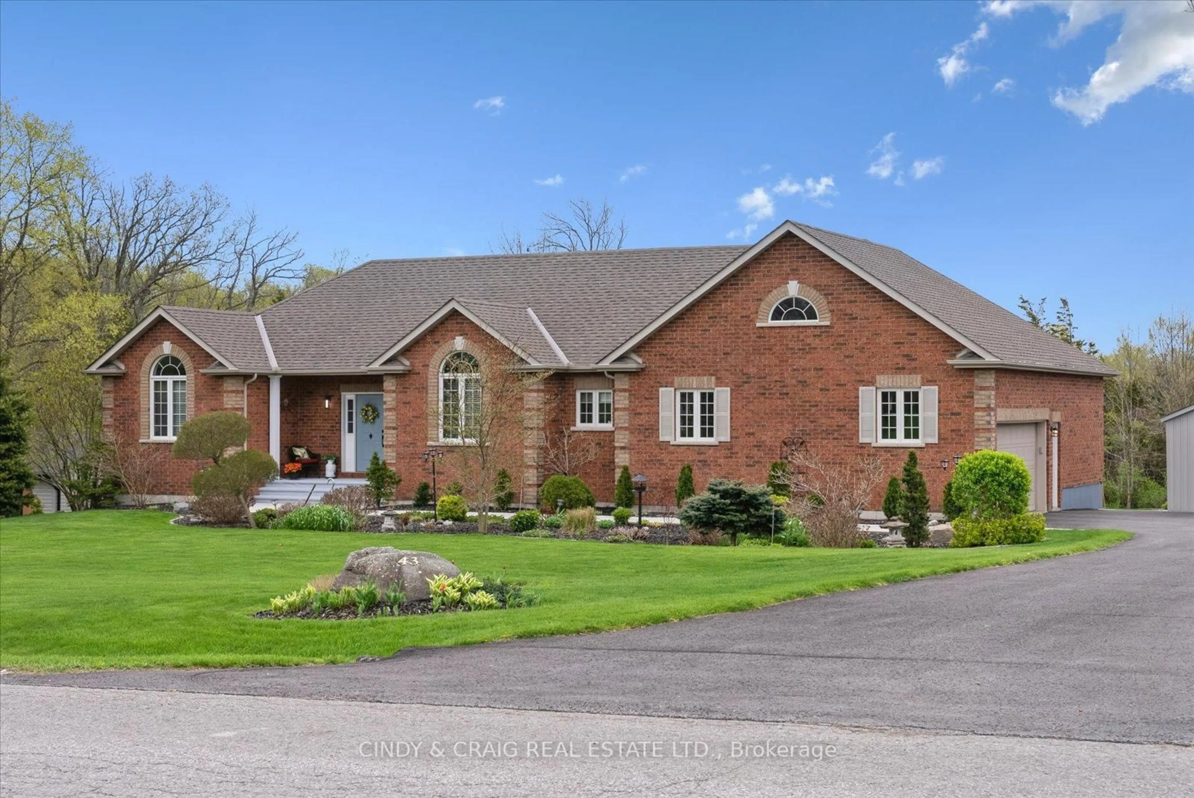 Home with brick exterior material, unknown for 43 APPLEWOOD Dr, Trent Hills Ontario K0L 1L0