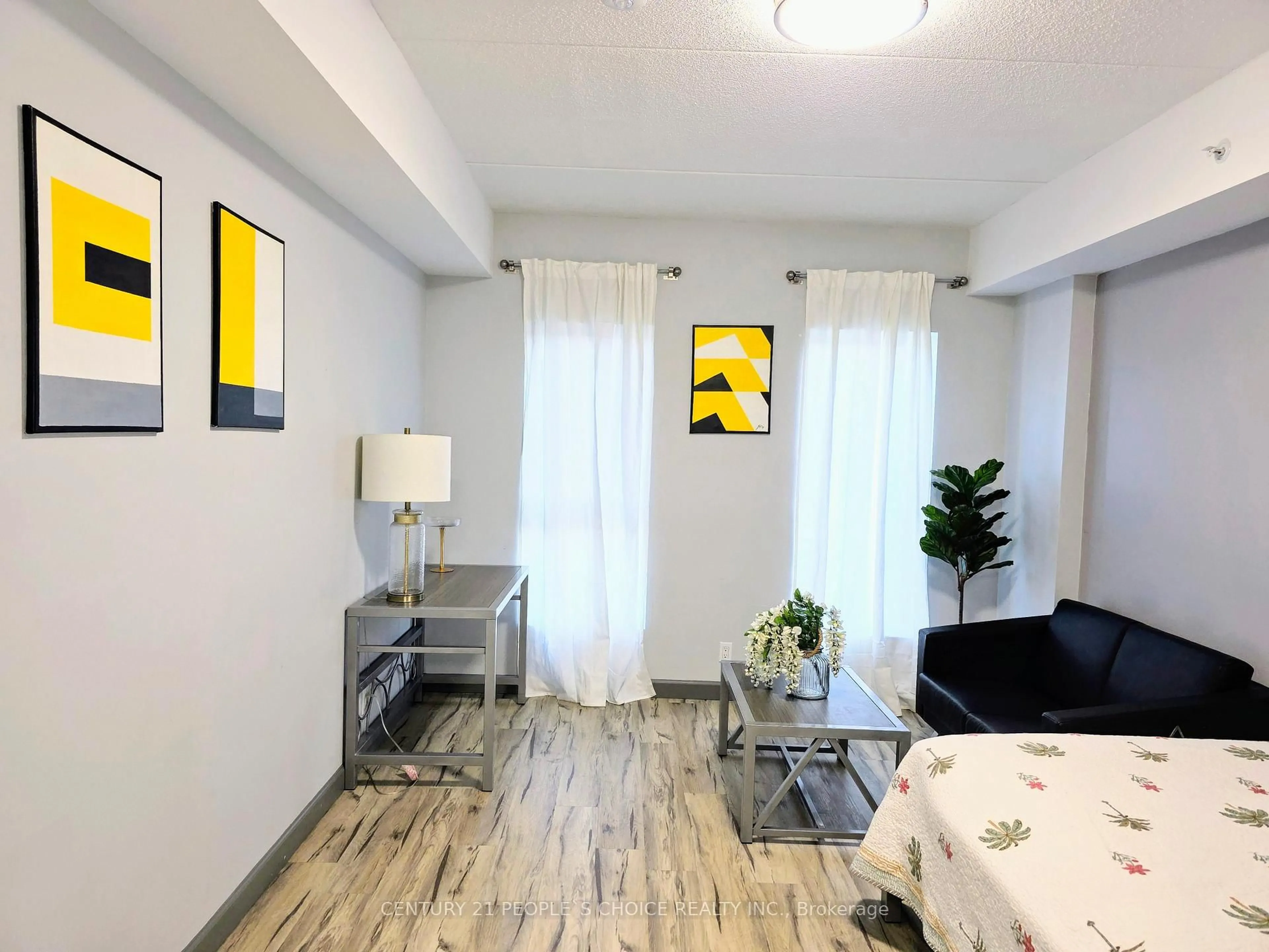 A pic of a room for 77 Leland St #419, Hamilton Ontario L8S 3A1