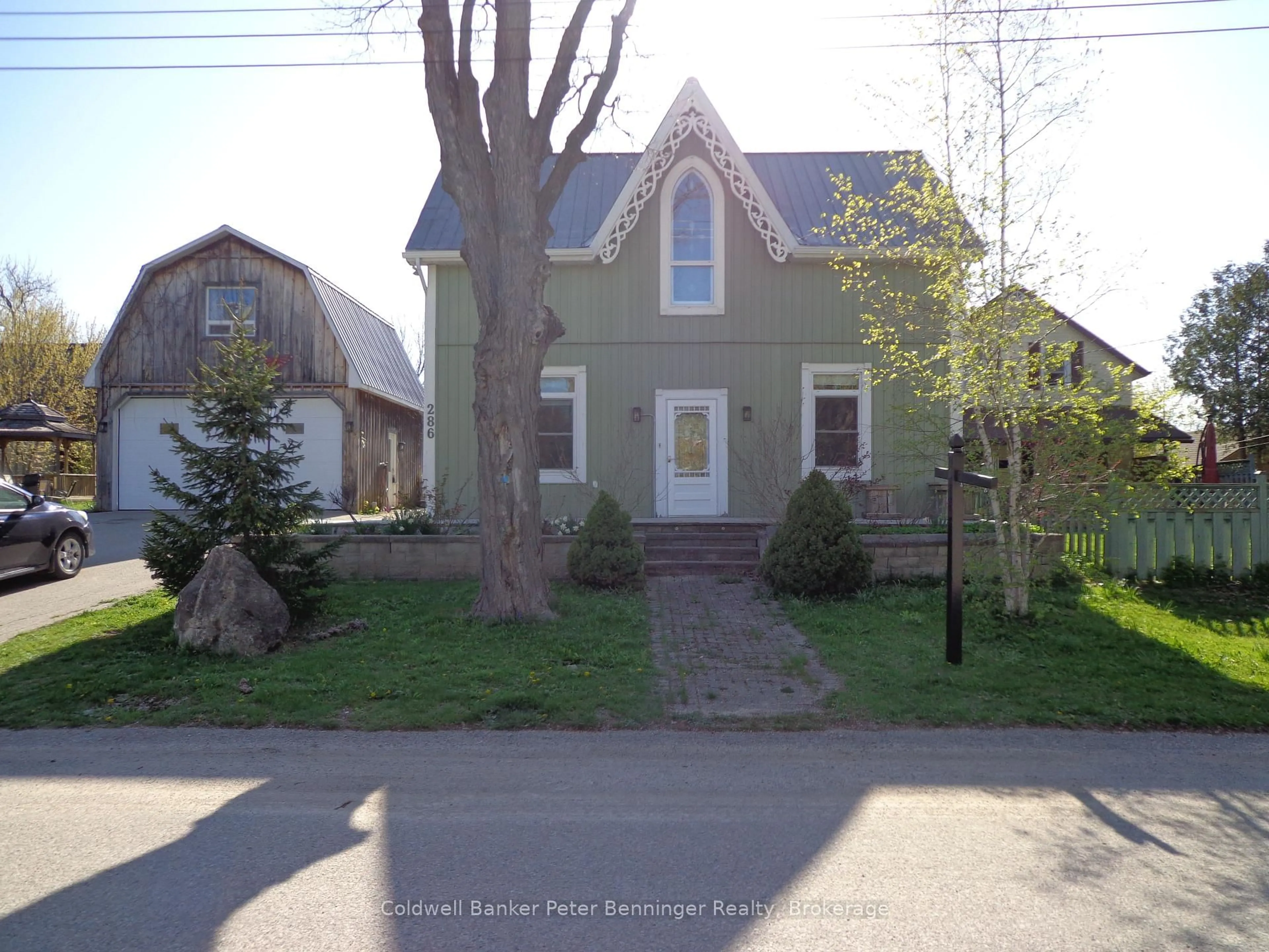 A pic from outside/outdoor area/front of a property/back of a property/a pic from drone, street for 286 Victoria St, Arran-Elderslie Ontario N0G 2N0
