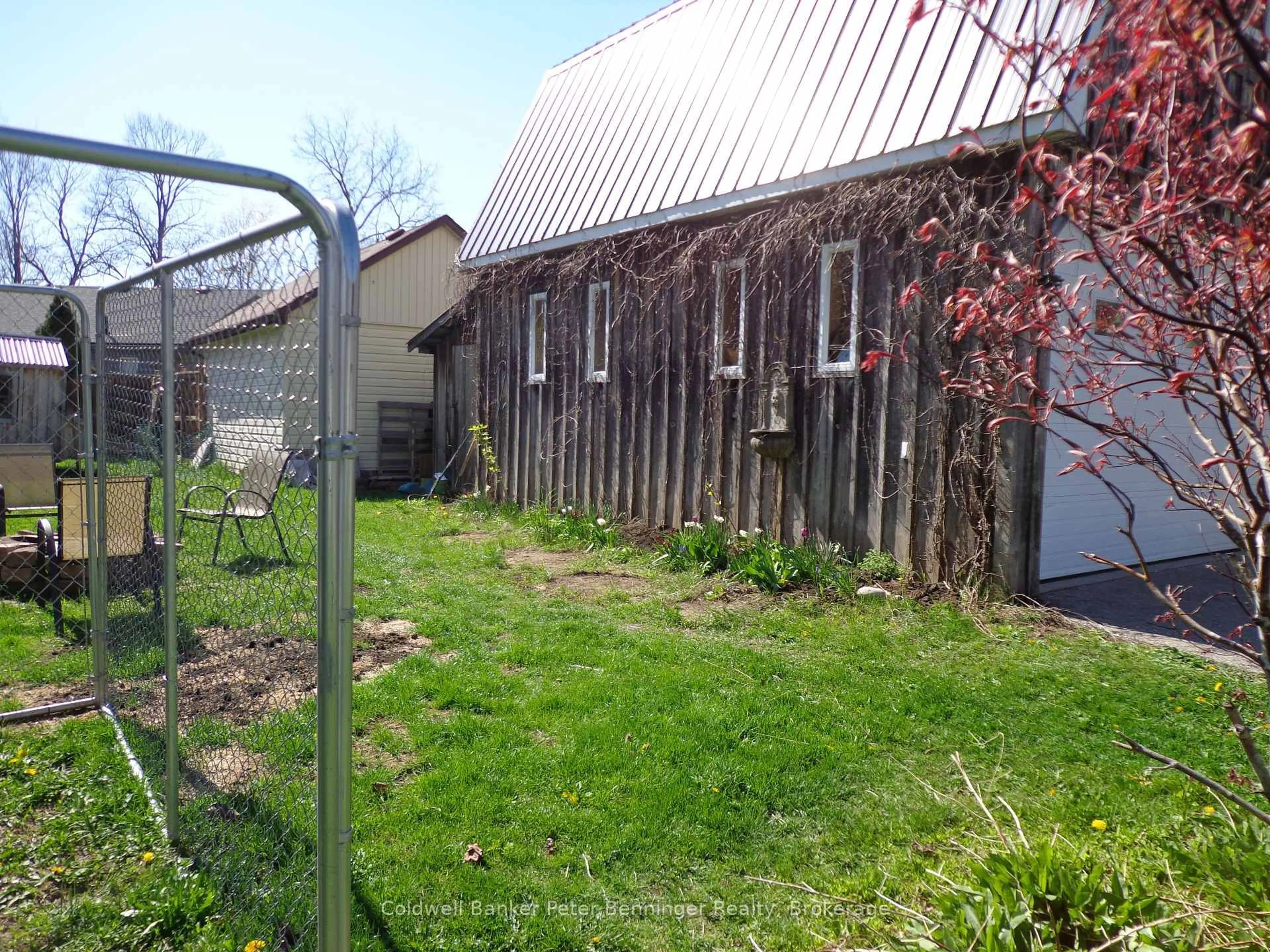 Shed for 286 Victoria St, Arran-Elderslie Ontario N0G 2N0