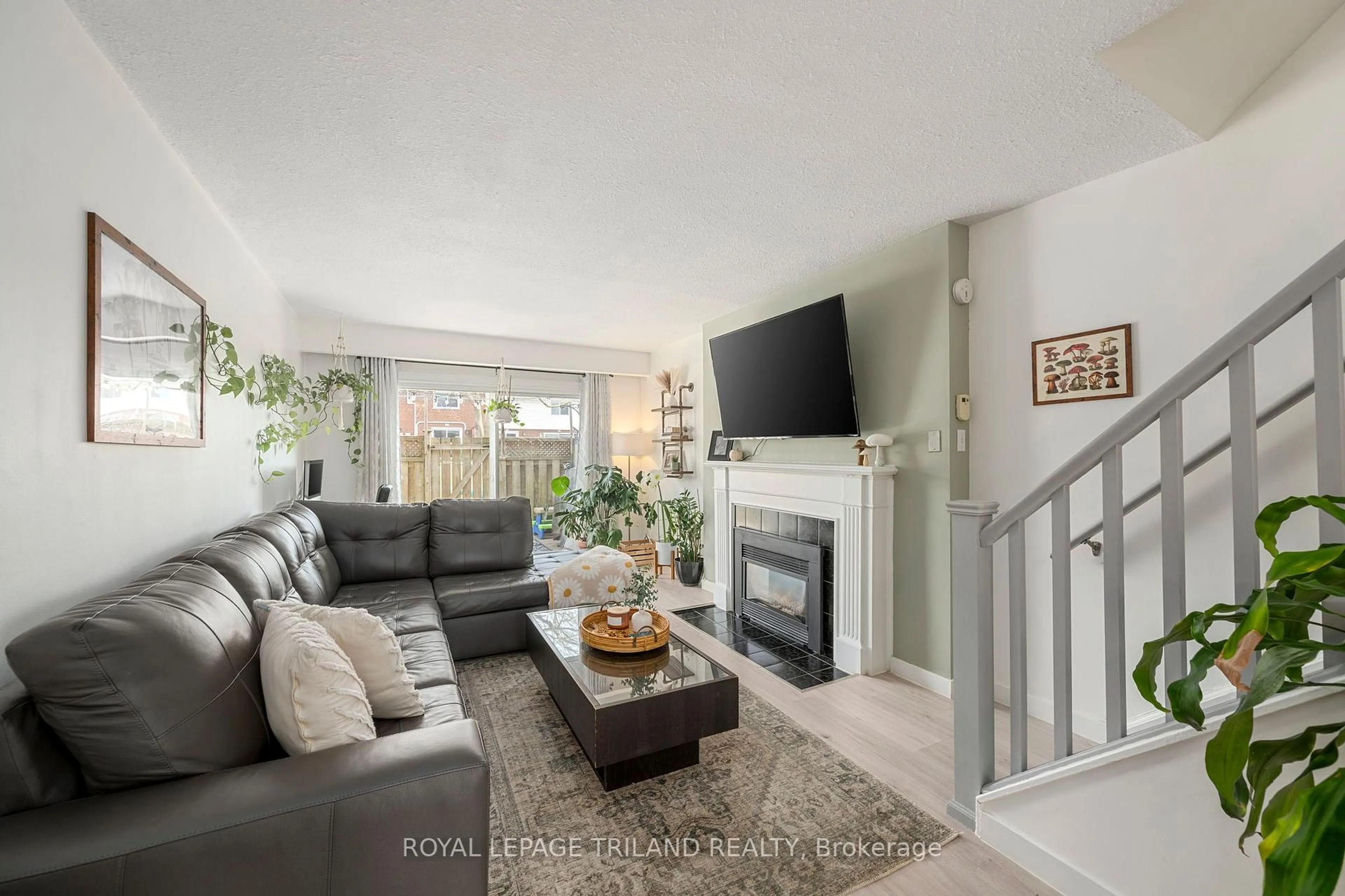 Living room with furniture, unknown for 61 Arbour Glen Cres, London East Ontario N5Y 1Z9
