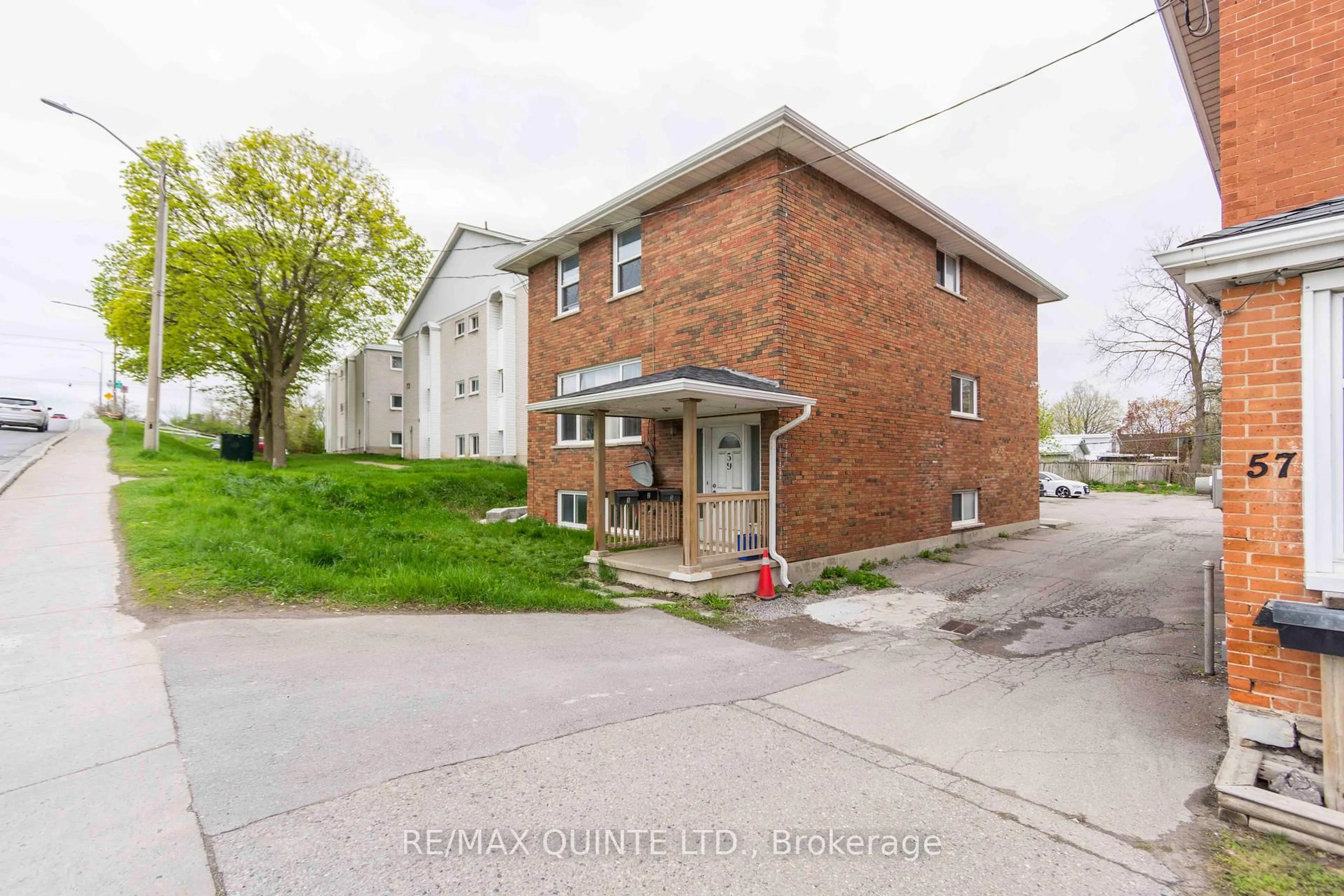 Unknown for 59 North Front St, Belleville Ontario K8P 3B2