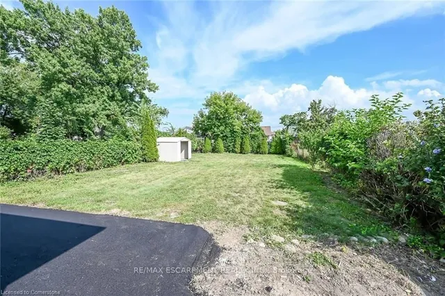 Additional property image - 379 East 19th St