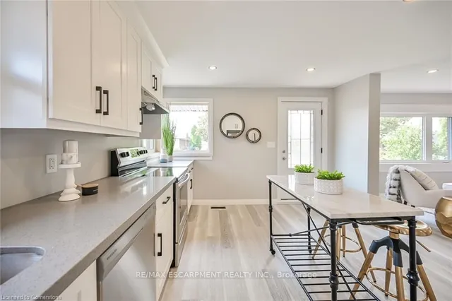 Additional property image - 379 East 19th St