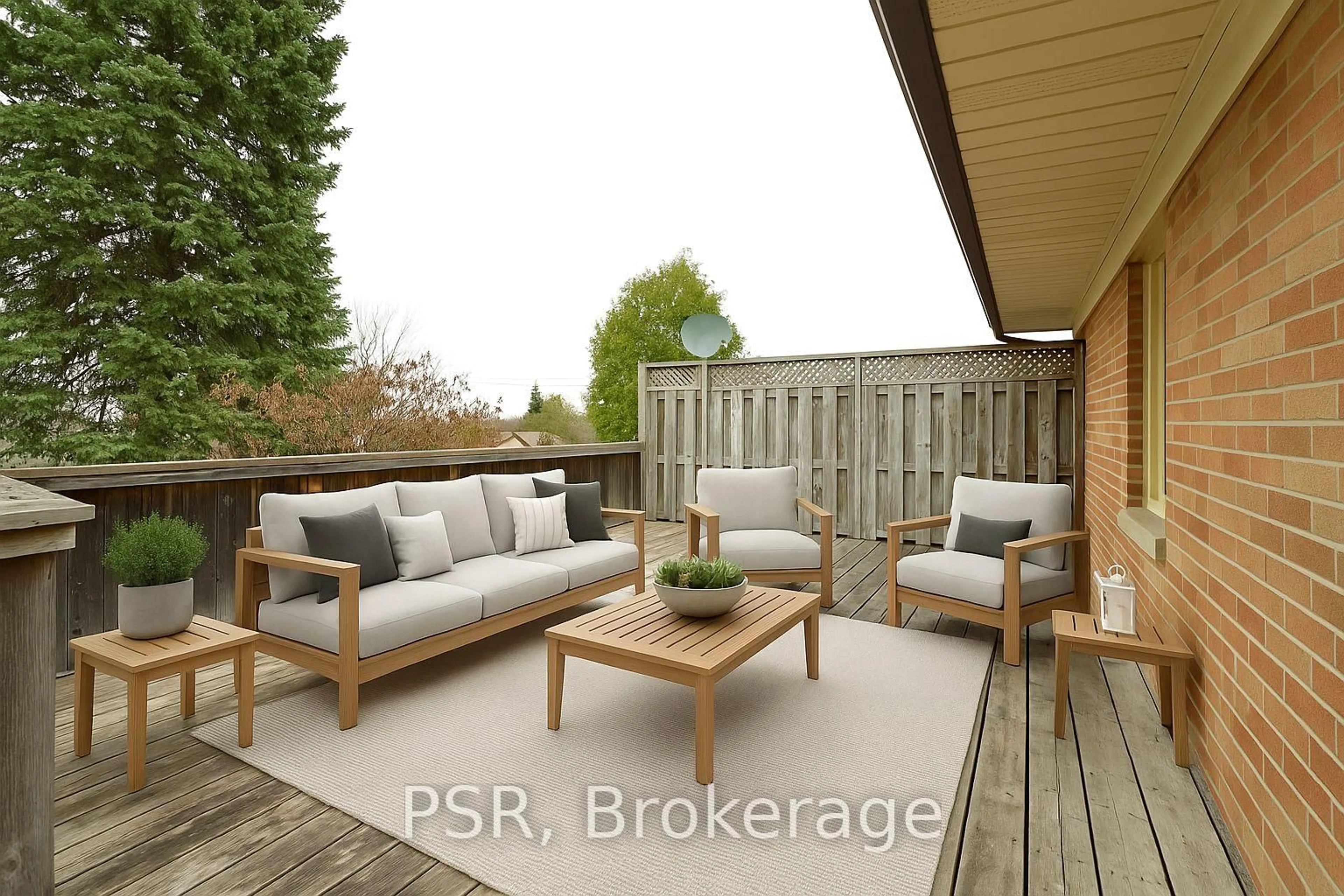 Patio, street for 176 Rodney St, Waterloo Ontario N2J 1G3