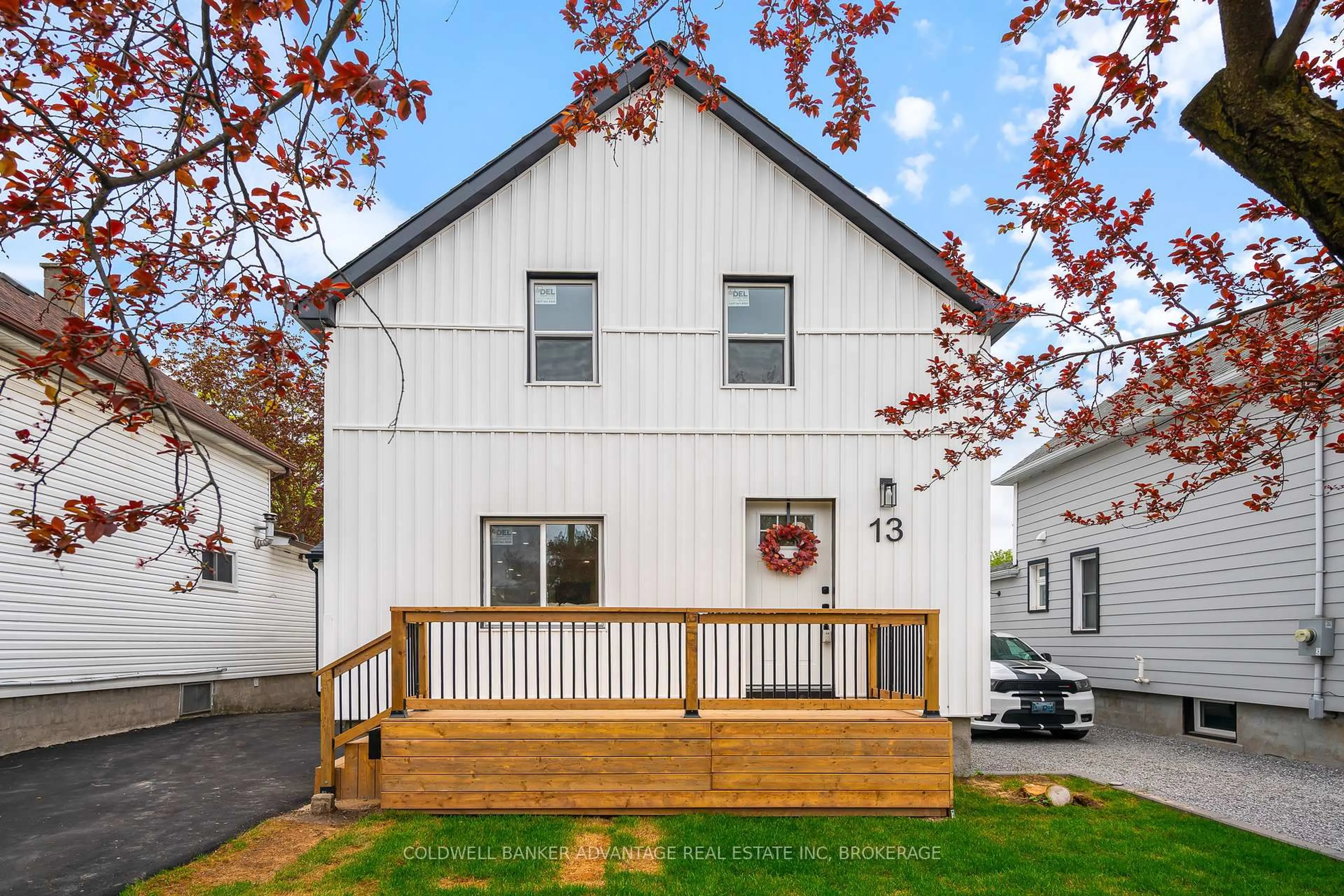 Home with vinyl exterior material, street for 13 Pinecrest Ave, St. Catharines Ontario L2T 1C6