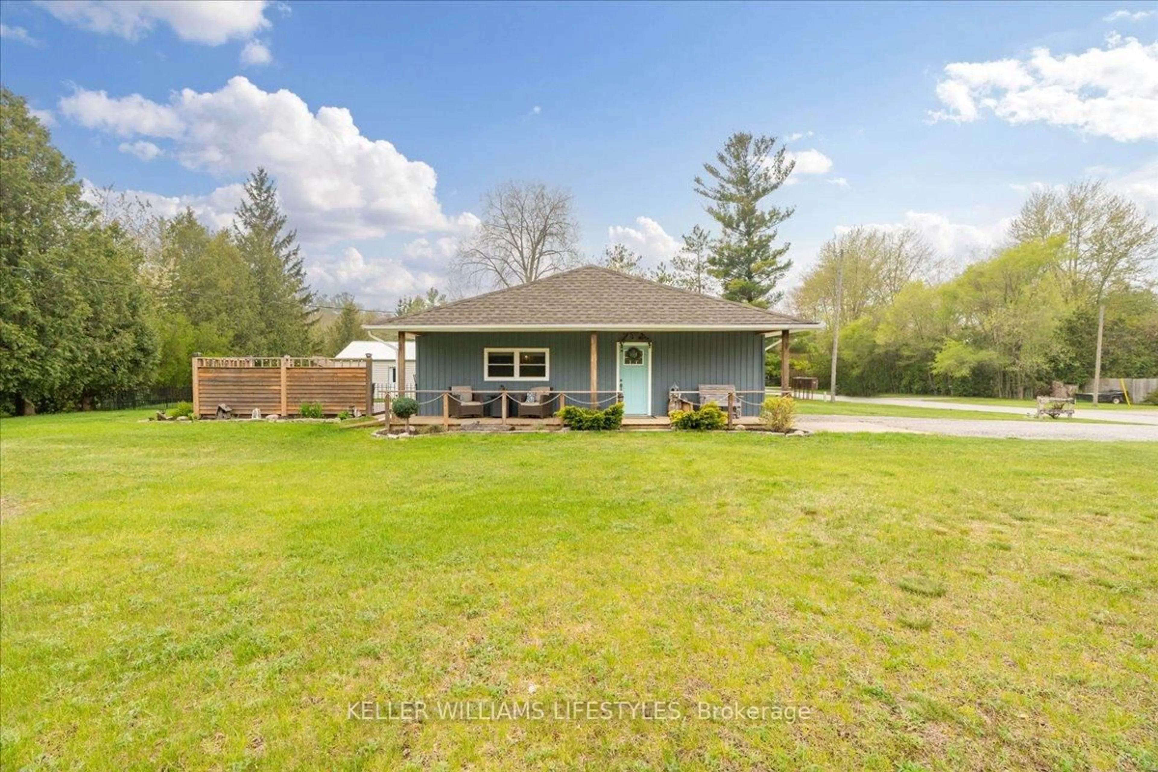 A pic from outside/outdoor area/front of a property/back of a property/a pic from drone, unknown for 9659 Ipperwash Rd, Lambton Shores Ontario N0N 1J3
